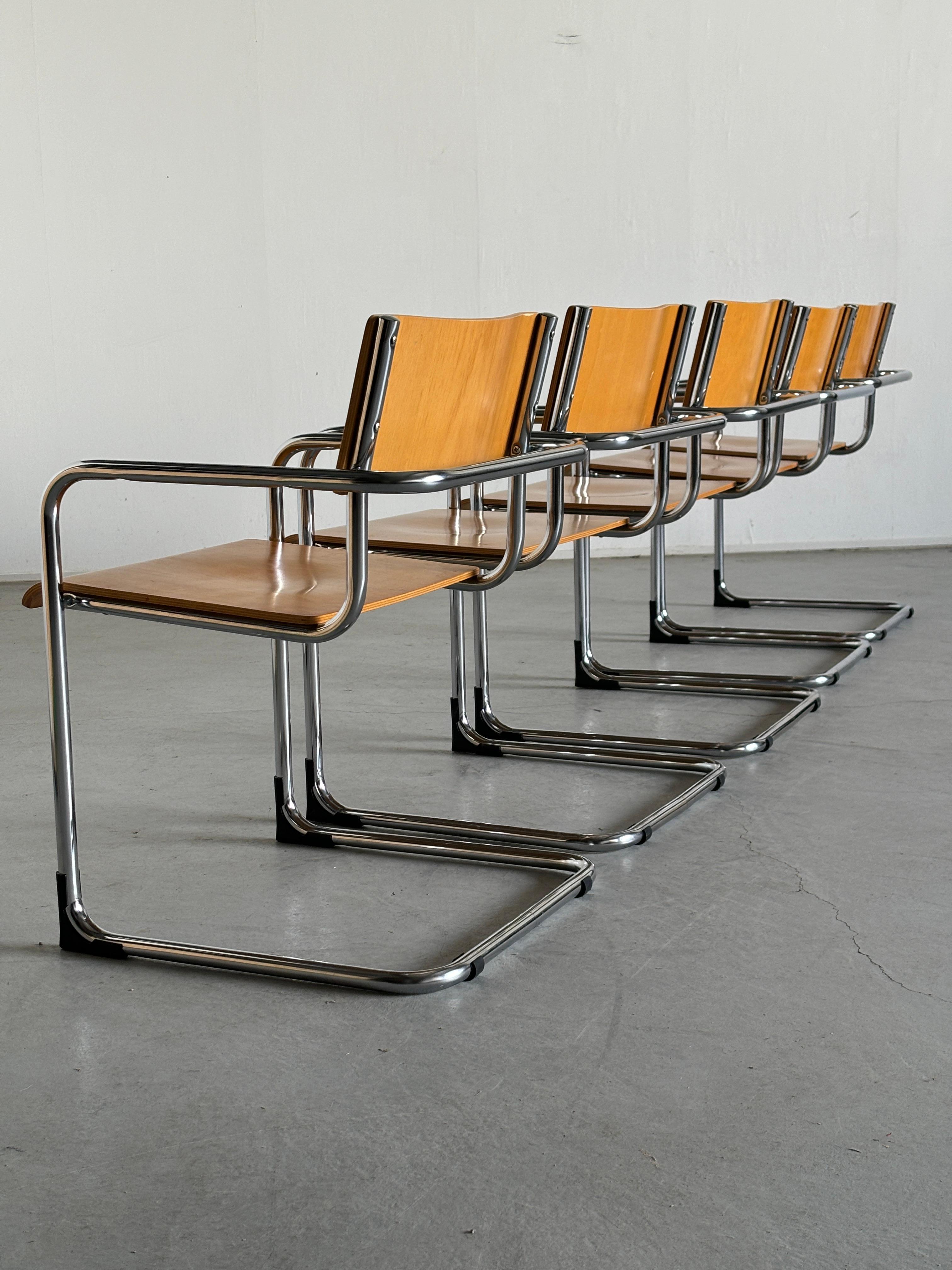 Late 20th Century 1 of 5 Vintage Italian Modernist Plywood Armchairs by Plurima Italy, 1970s