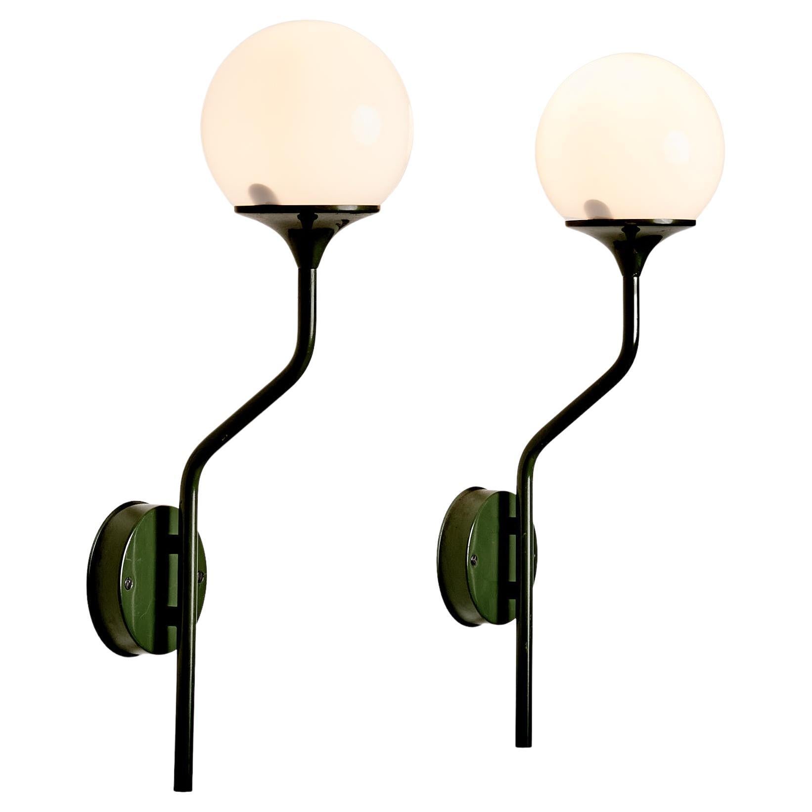 1 of 5 Wall Sconces with one Globe by Goffredo Reggiani, for Lampadari Reggiani