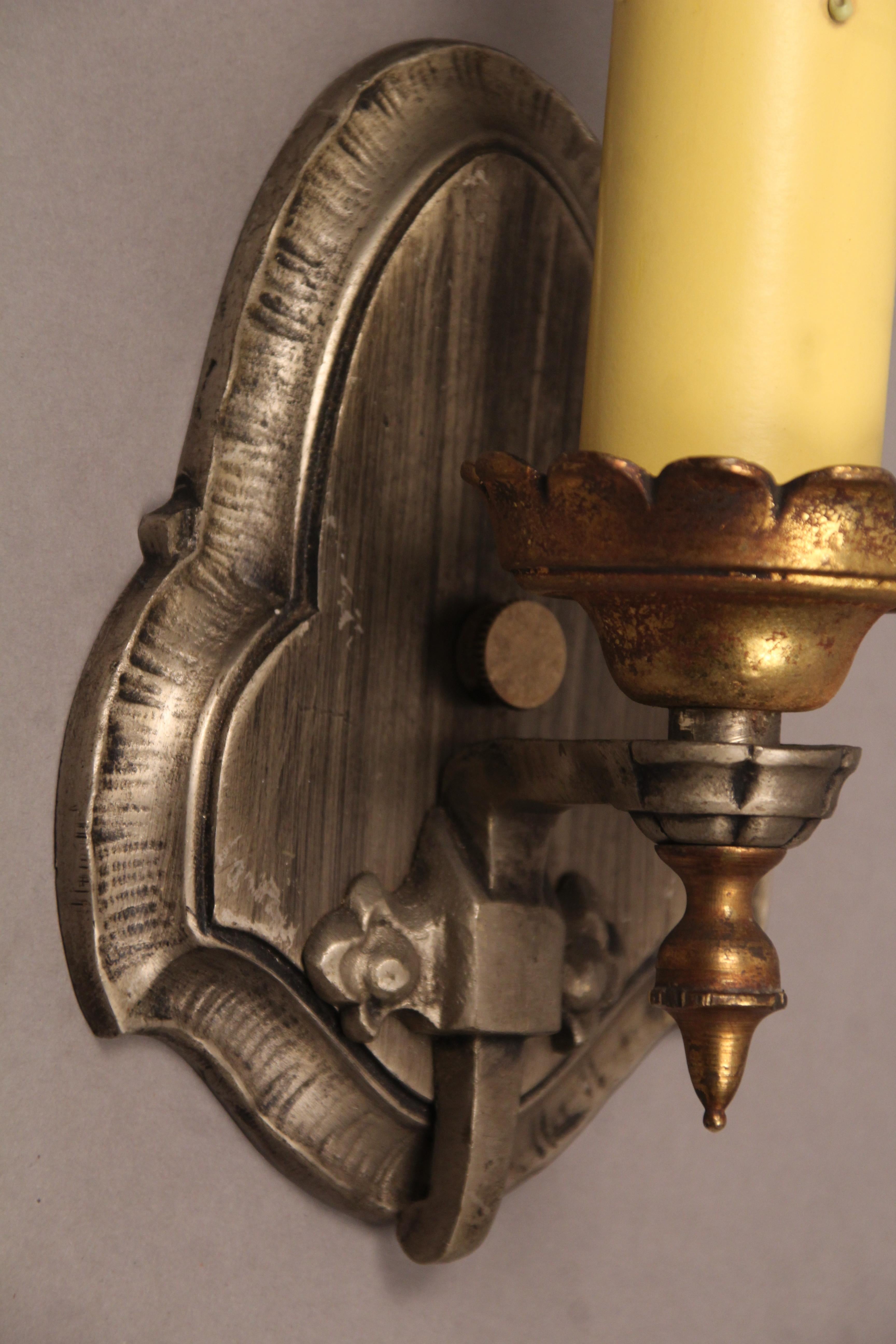 North American 1 of 6 1920s Antique Simple Small-Scale Sconce