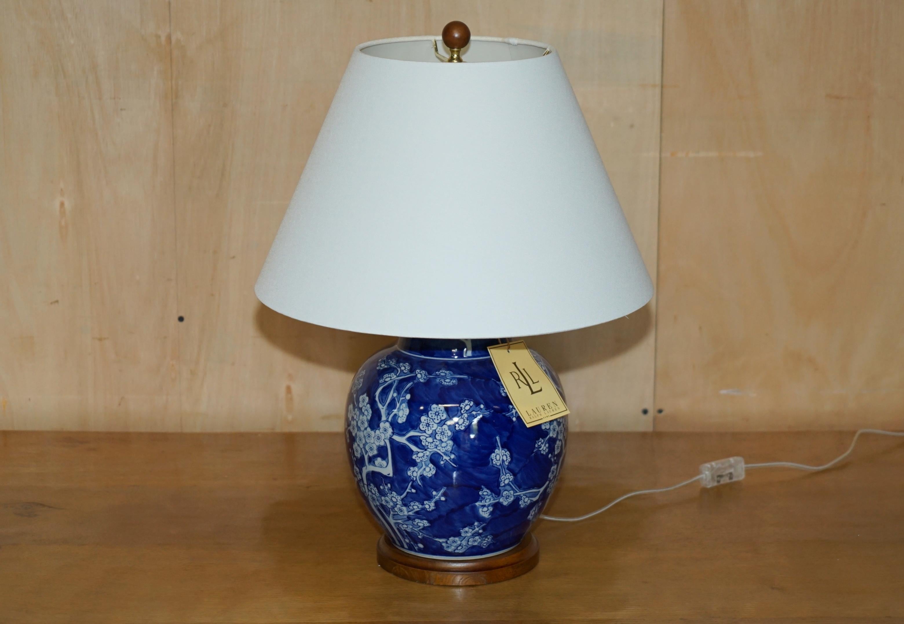 Royal House Antiques

Royal House Antiques is delighted to offer for sale 1 of 6 brand new in the original box Ralph Lauren Cobalt Blue & White Chinese Ceramic Porcelain tables lamps 

This lamp is part of a massive suite of Ralph Lauren lamps we