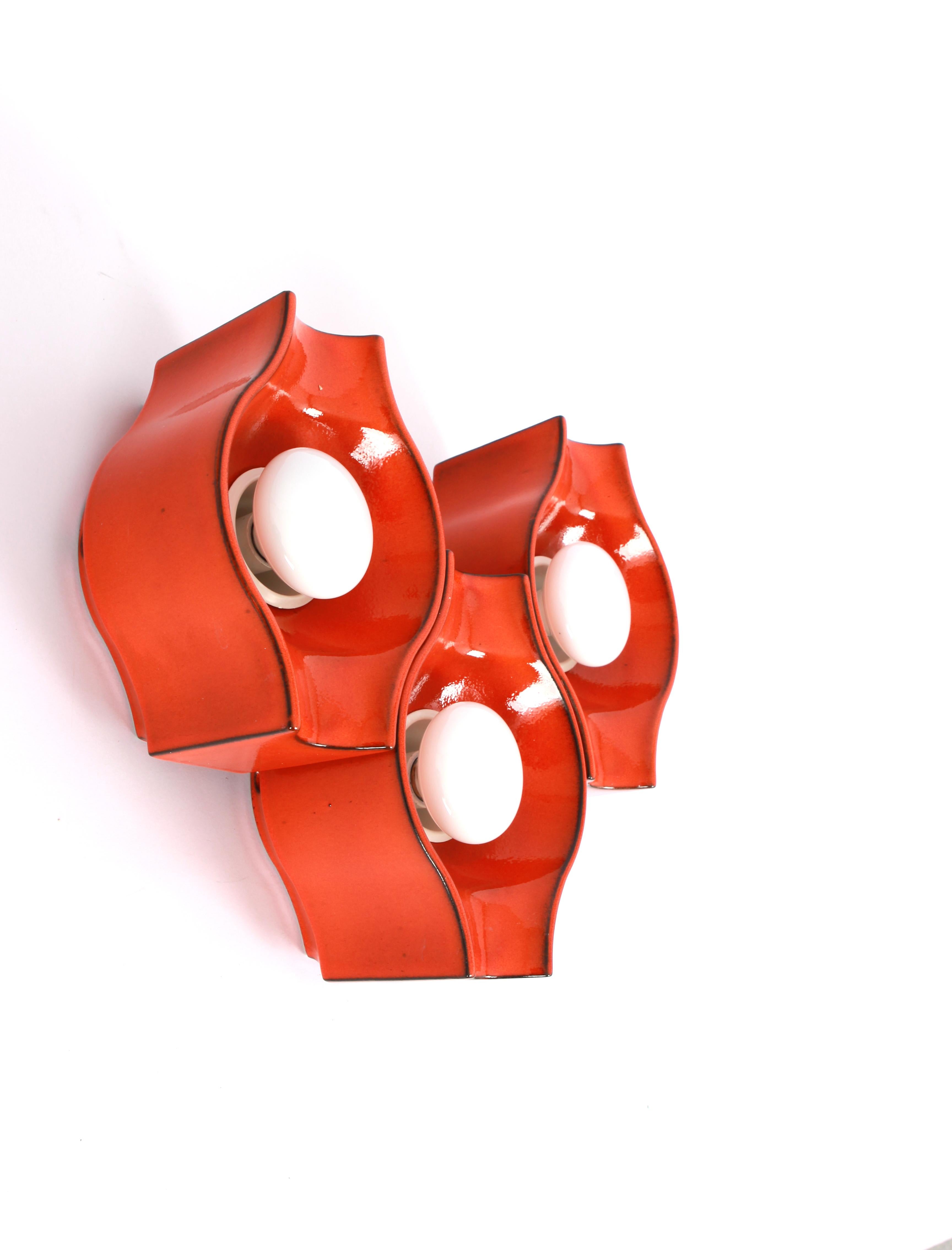 1 of 6 Lampada da parete arancione in ceramica Sputnik Disegnata da Cari Zalloni Germania anni '70 in vendita 2