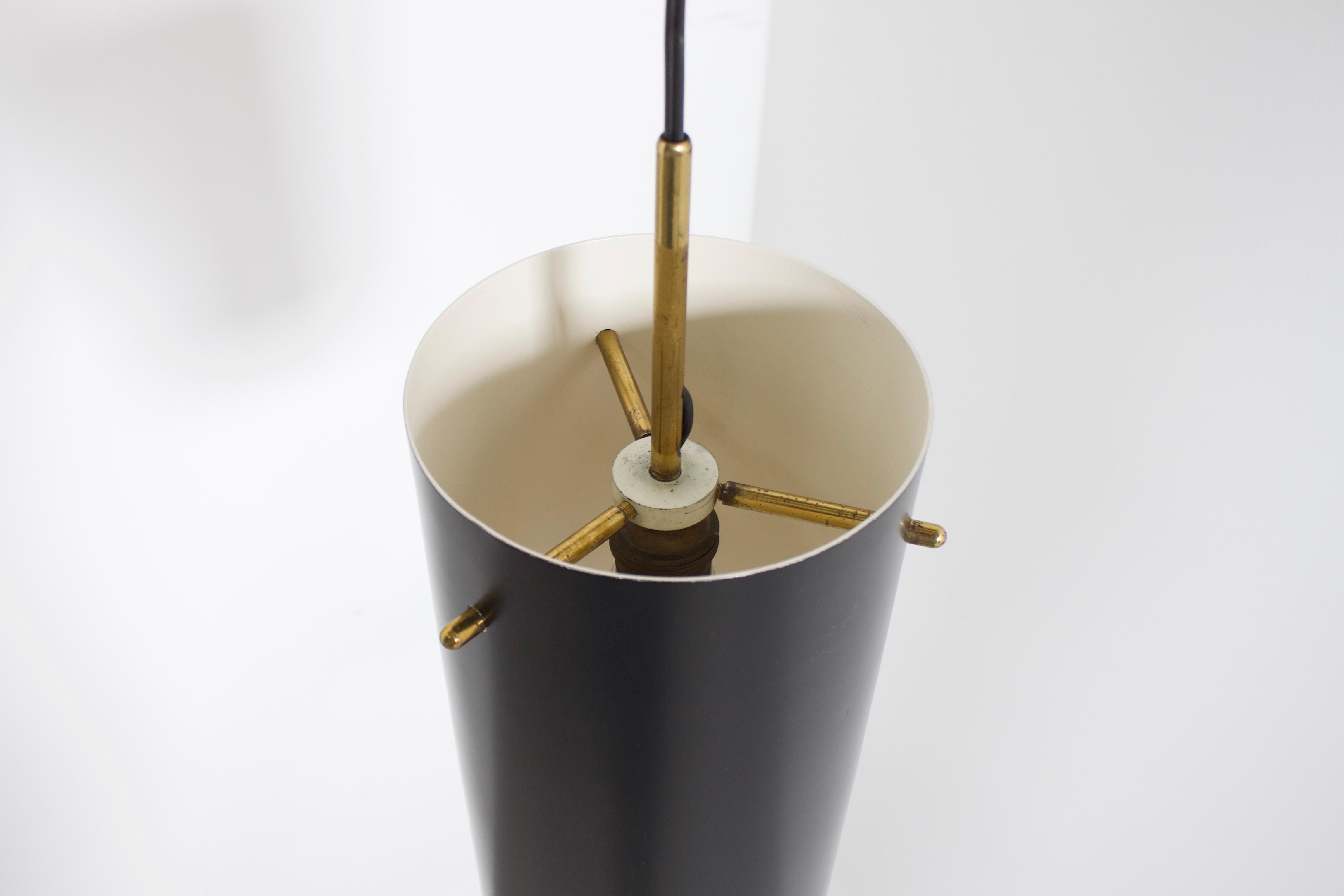 1 of 6 Cylindrical Metal and Brass Stilnovo Pendants, Italy, 1950s  In Good Condition In Echt, NL
