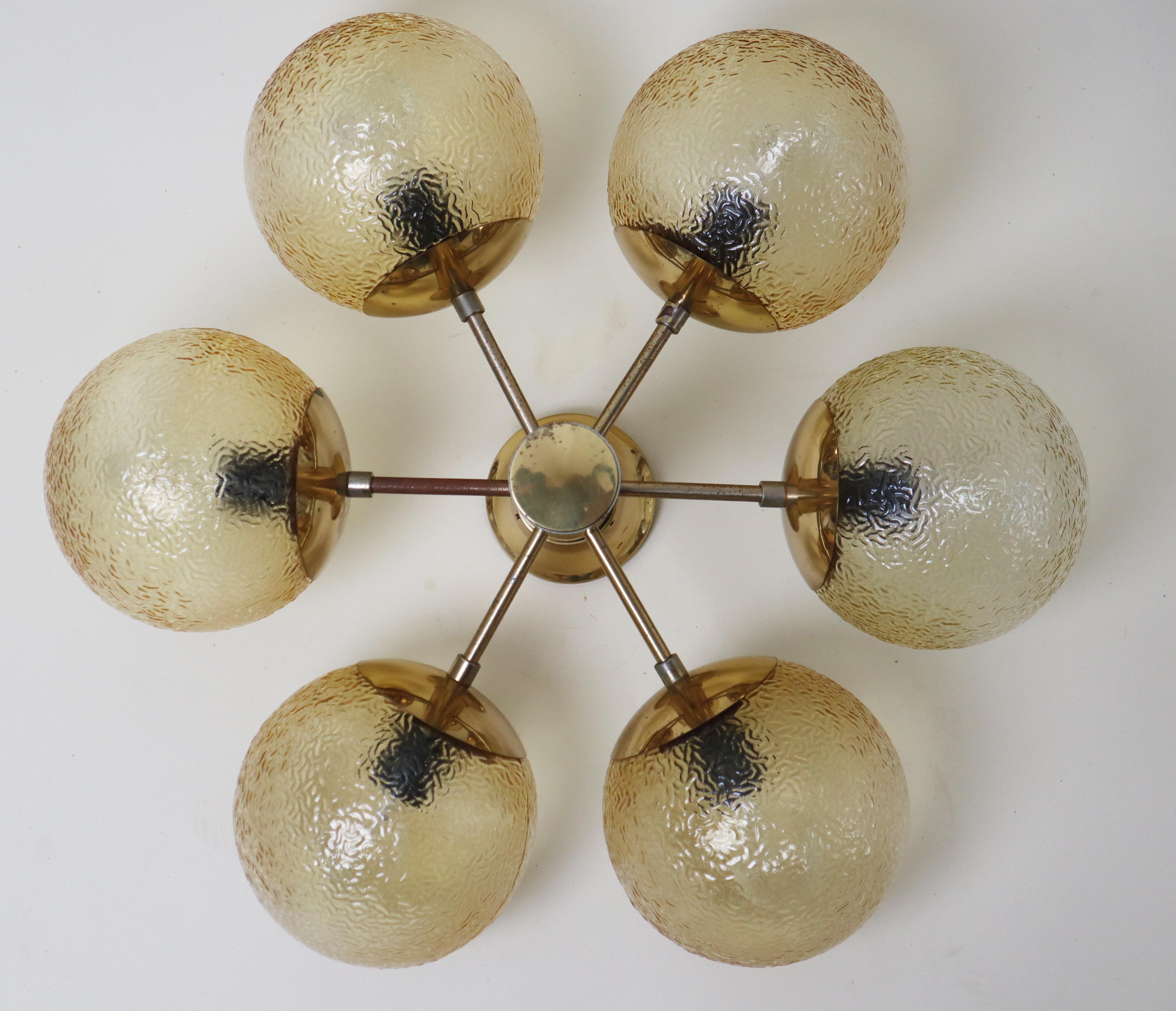1 of 6 Golden Space Age Sphere Ceiling Lamp Germany 1970s État moyen - En vente à Hannover, DE
