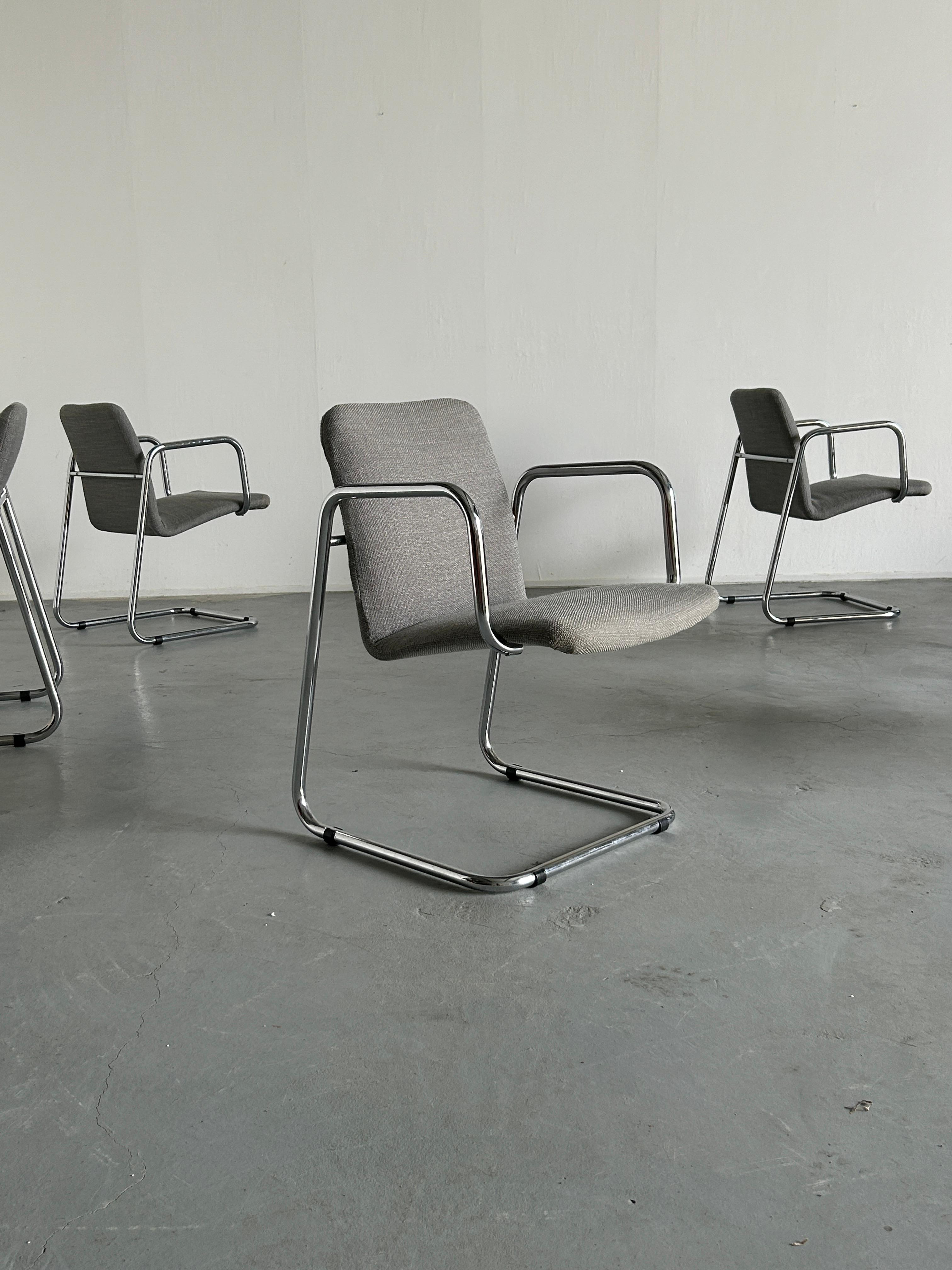 1 of 6 Italian Space Age Chromed Tubular Steel Cantilever Lounge Armchairs, 70s For Sale 3