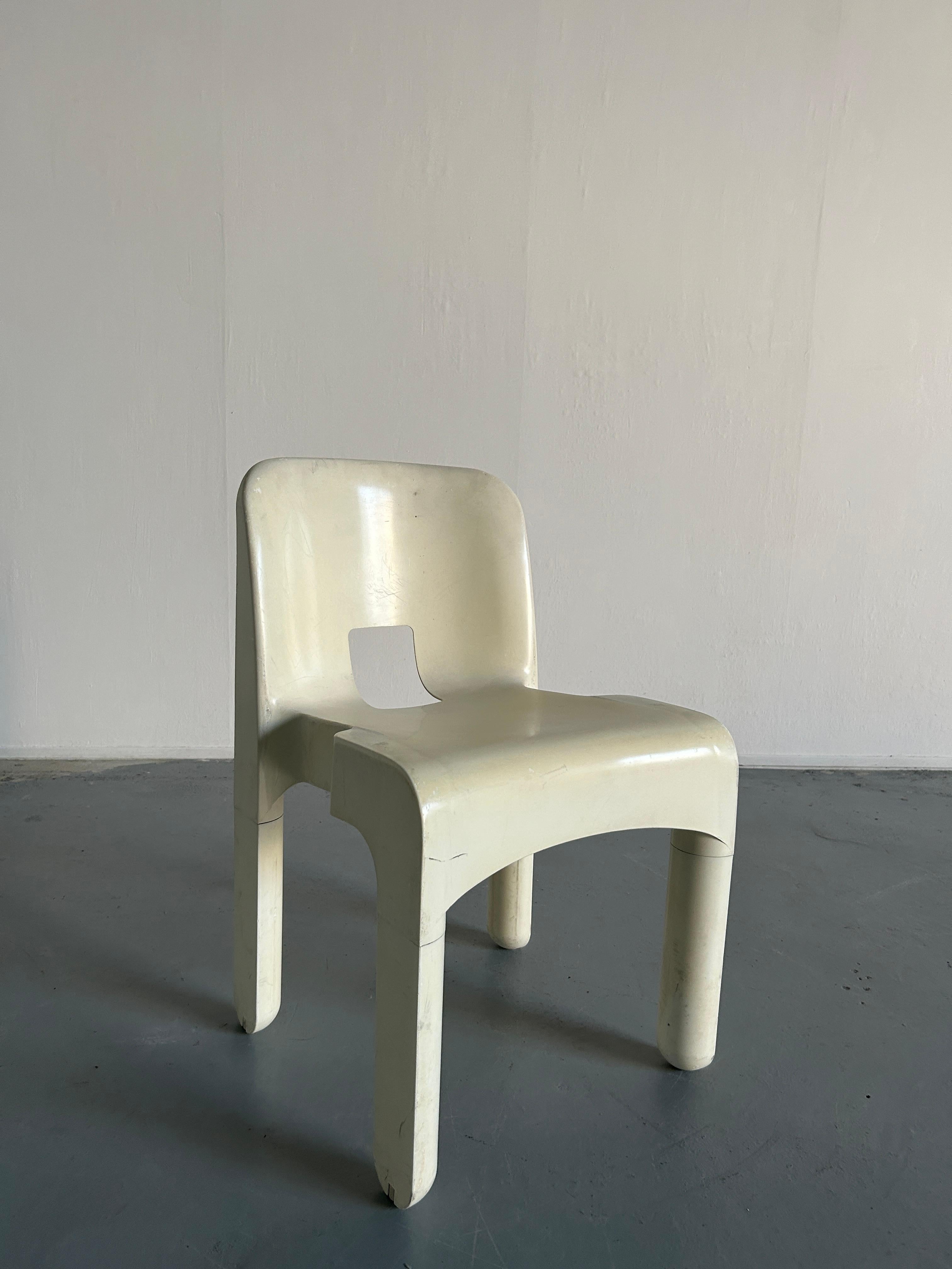 1 of 6 Joe Colombo Model '4867' or 'Universale' White Edition Chairs for Kartell 6