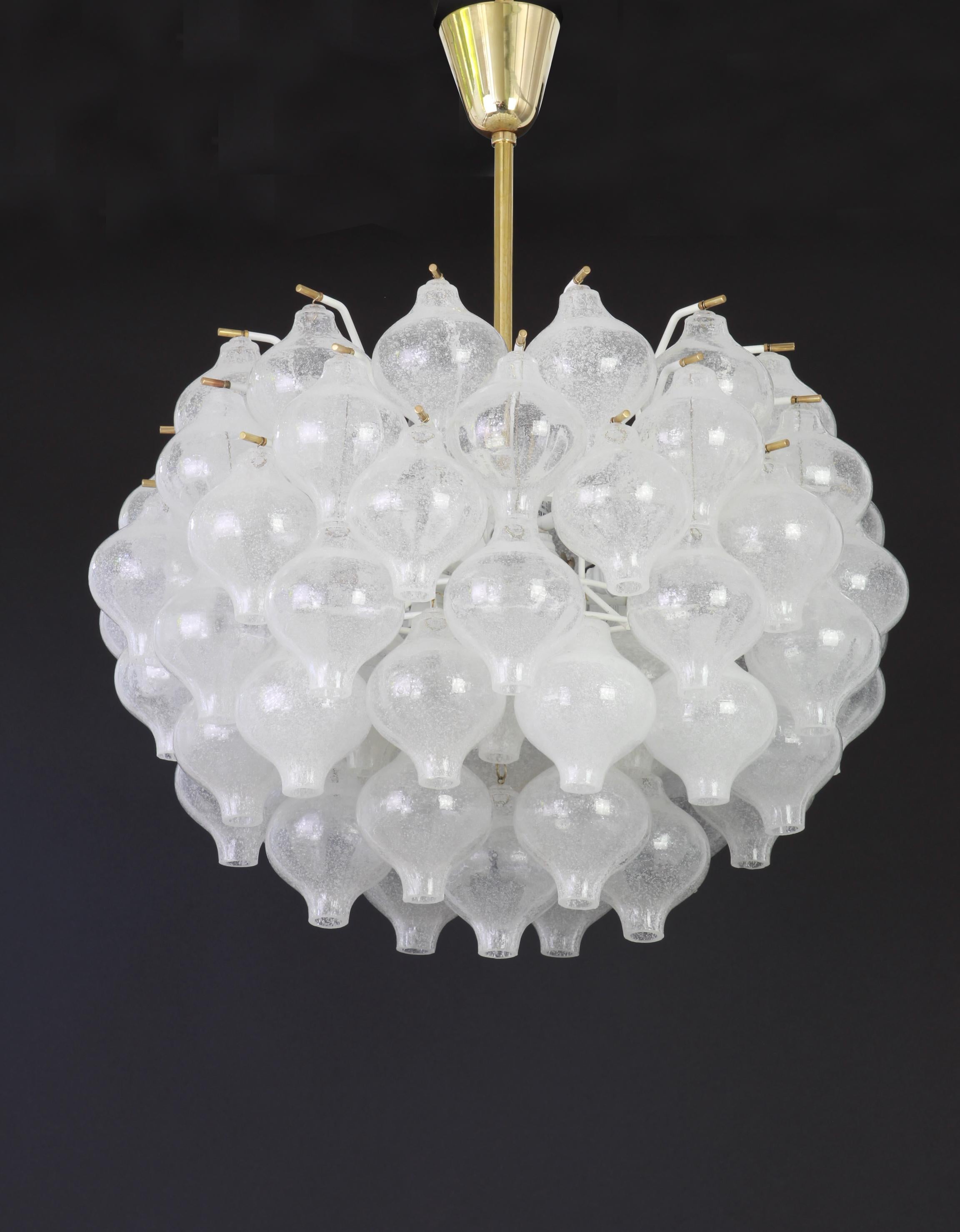1 de 6 Gran araña de cristal tulipán de Kalmar, Austria, años 60 Moderno de mediados de siglo en venta