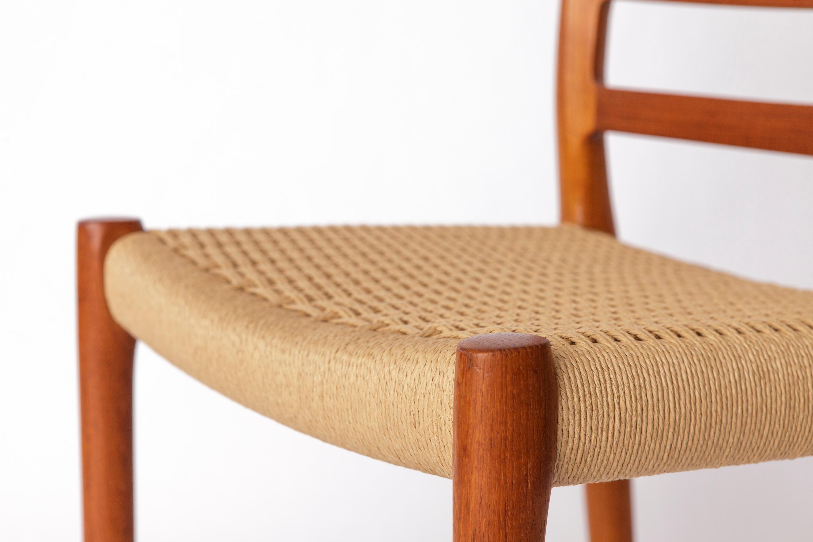 Mid-Century Modern 1 de 6 Chaise Niels Møller modèle 85 en teck avec Corde danoise, années 1980 Danois en vente