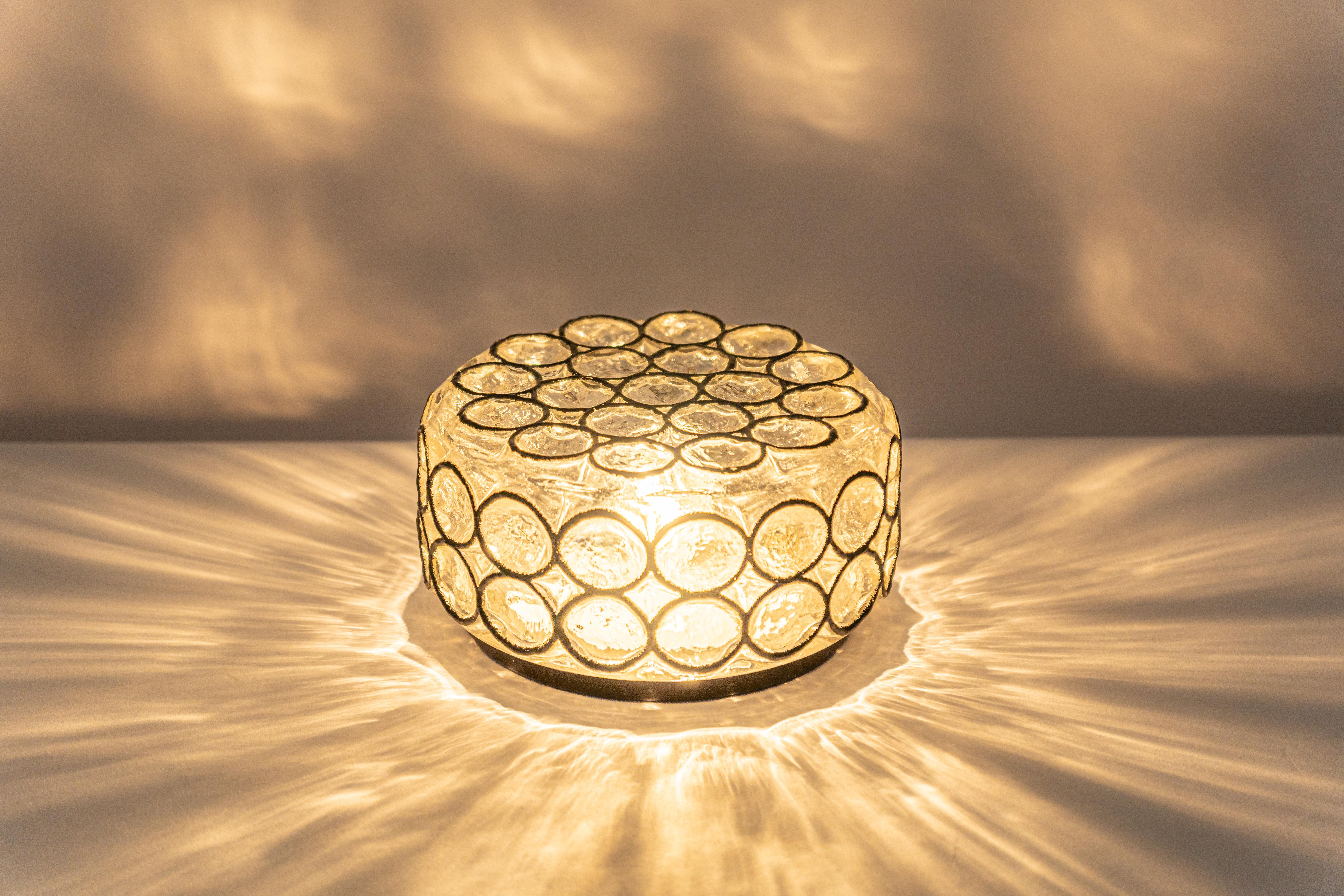 1 de 6 Pequeños apliques o plafones de hierro y cristal de Limburg, Alemania, años 60 en venta 6