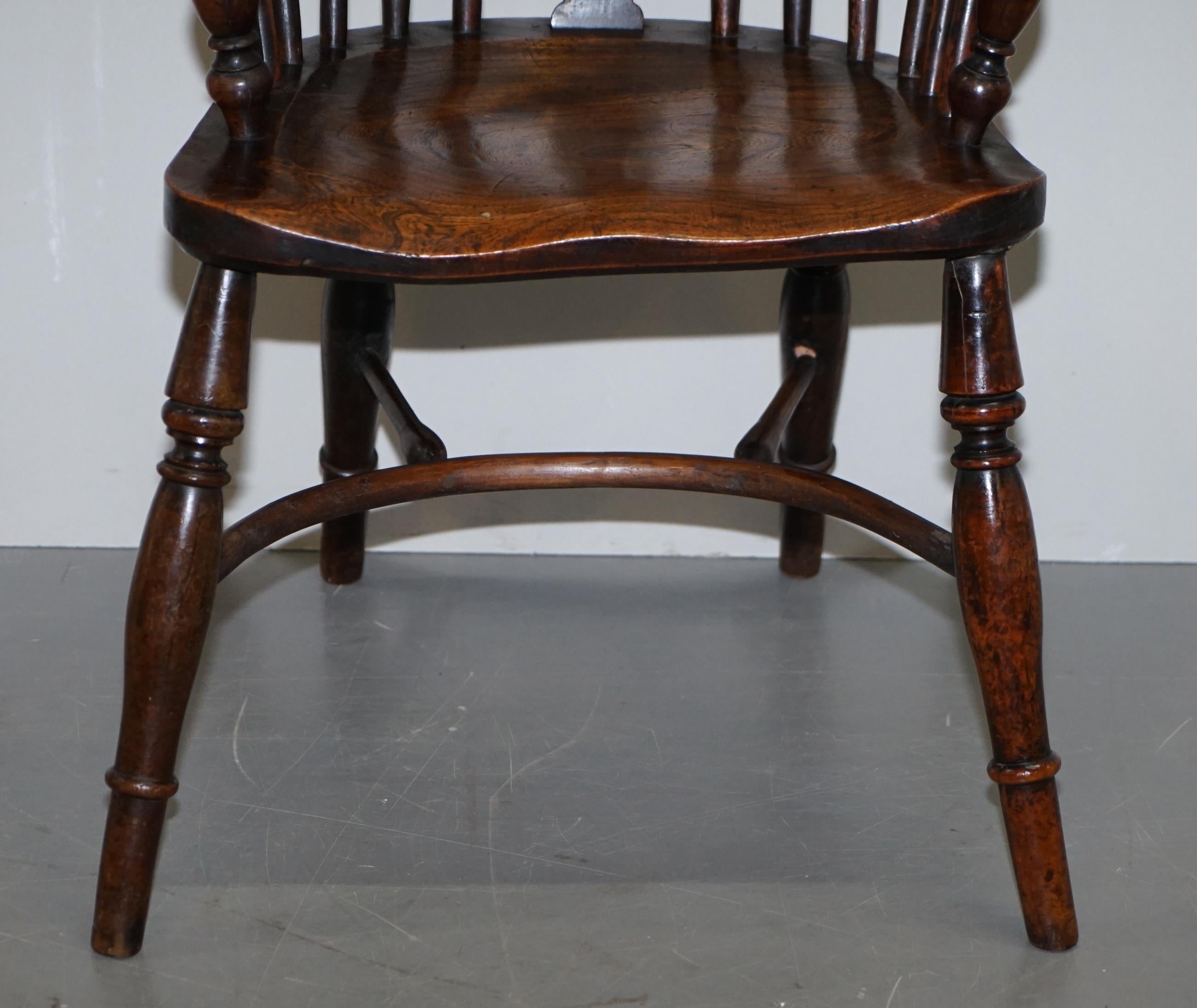 1 of 6 Solid Elm Windsor Armchairs circa 1860 English Countryhouse Furniture For Sale 3