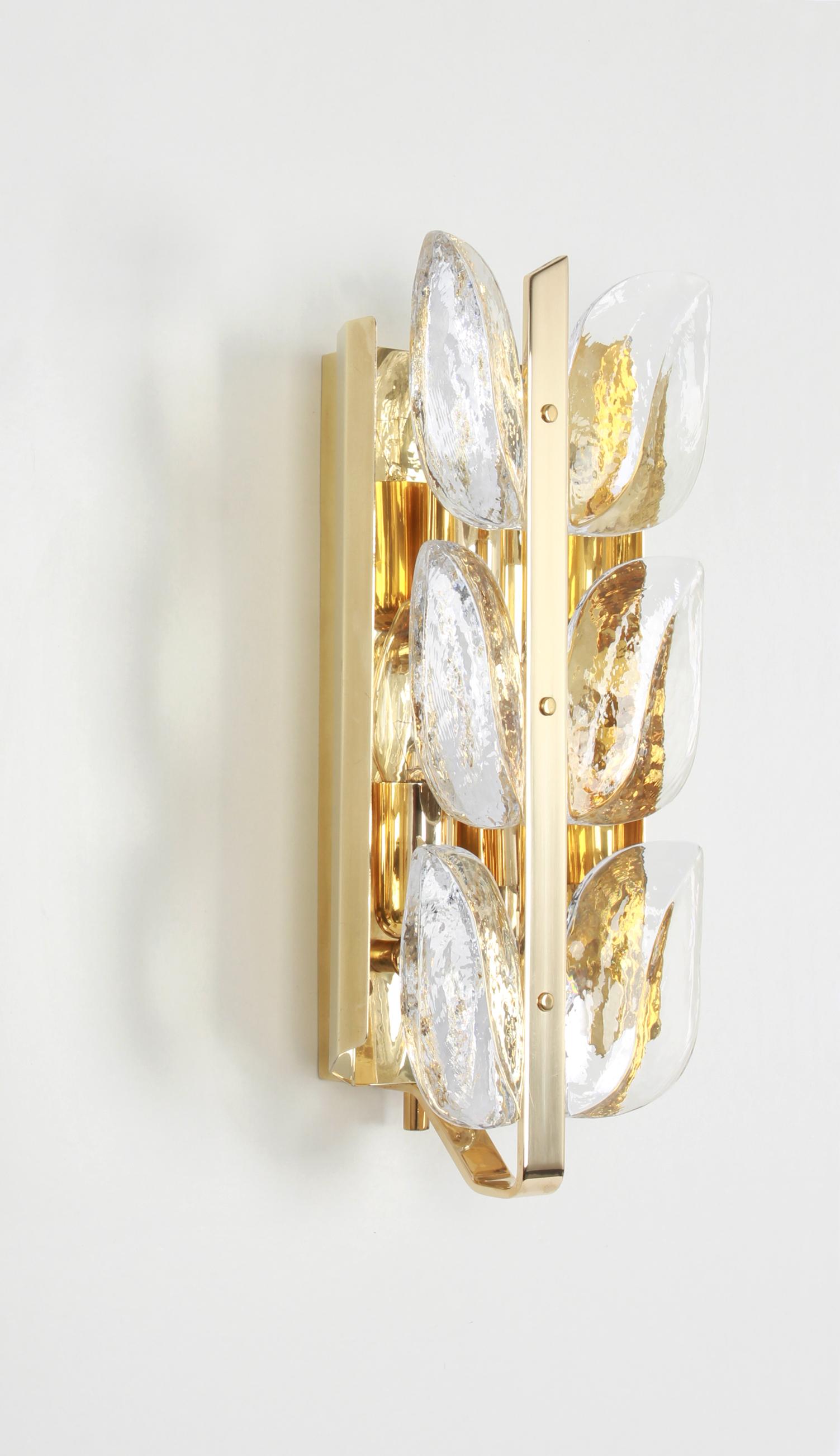 1 von 6 beeindruckenden großen Murano Wandleuchten von Kalmar Lighting, Florida, 1970er Jahre (Moderne der Mitte des Jahrhunderts) im Angebot