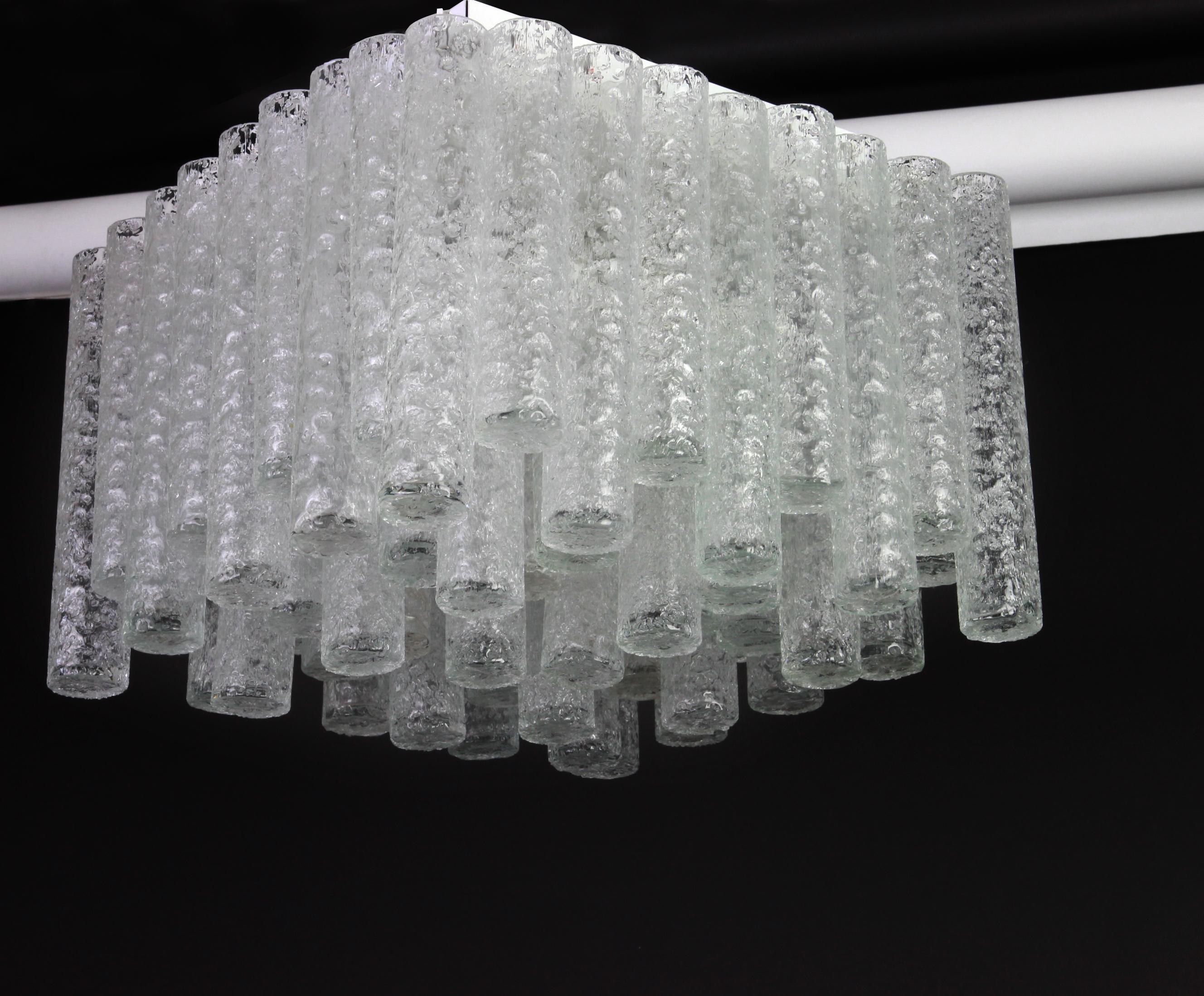 1 von 6 atemberaubenden Murano-Eisglasröhren Einbaubeleuchtung von Doria, Deutschland, 1960er Jahre (Moderne der Mitte des Jahrhunderts) im Angebot