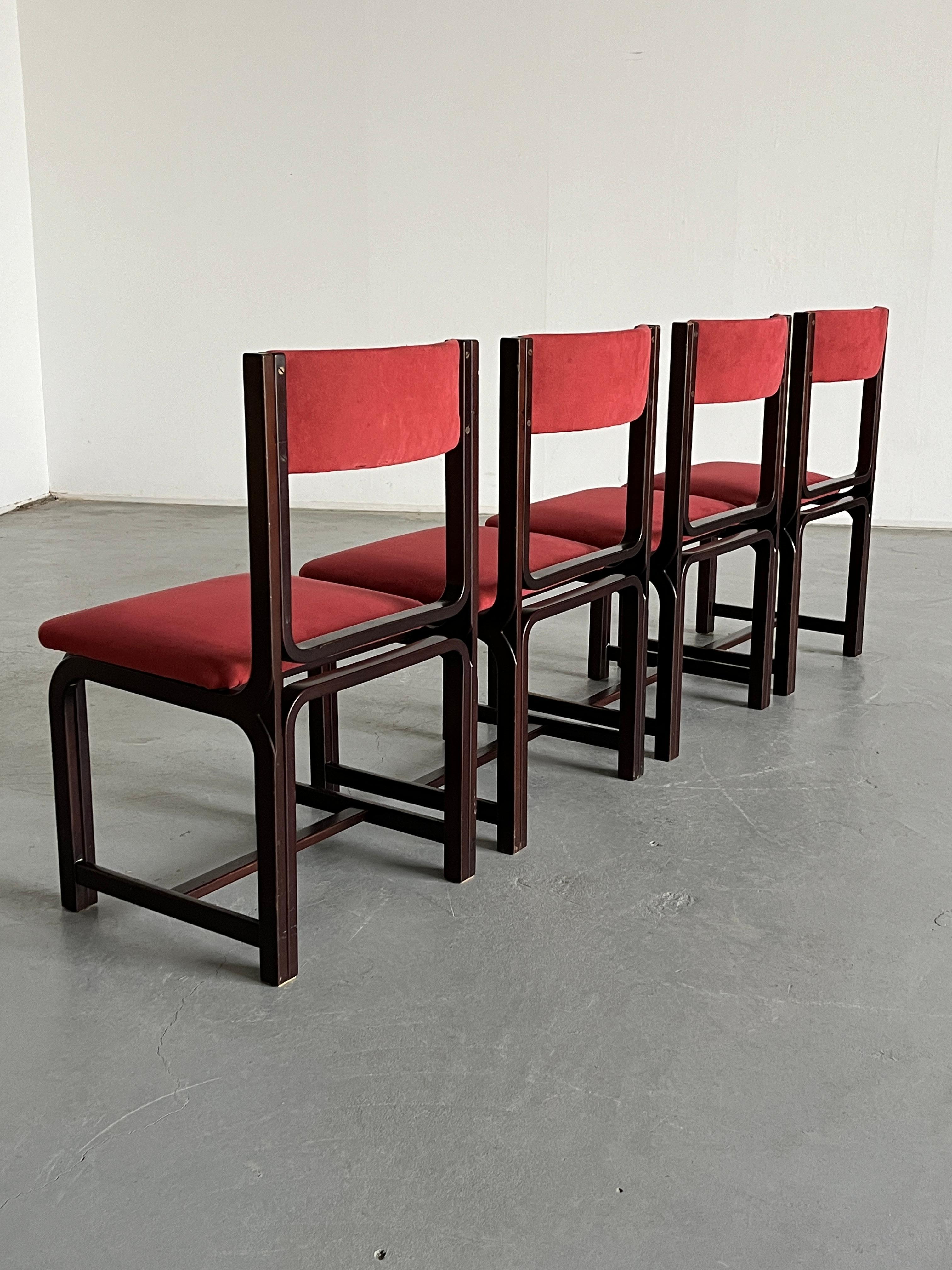 Mid-Century Modern 1 of 6 Vintage Mid-Century Dining Chairs in Bourdeaux Upholstery and Walnut, 70s For Sale
