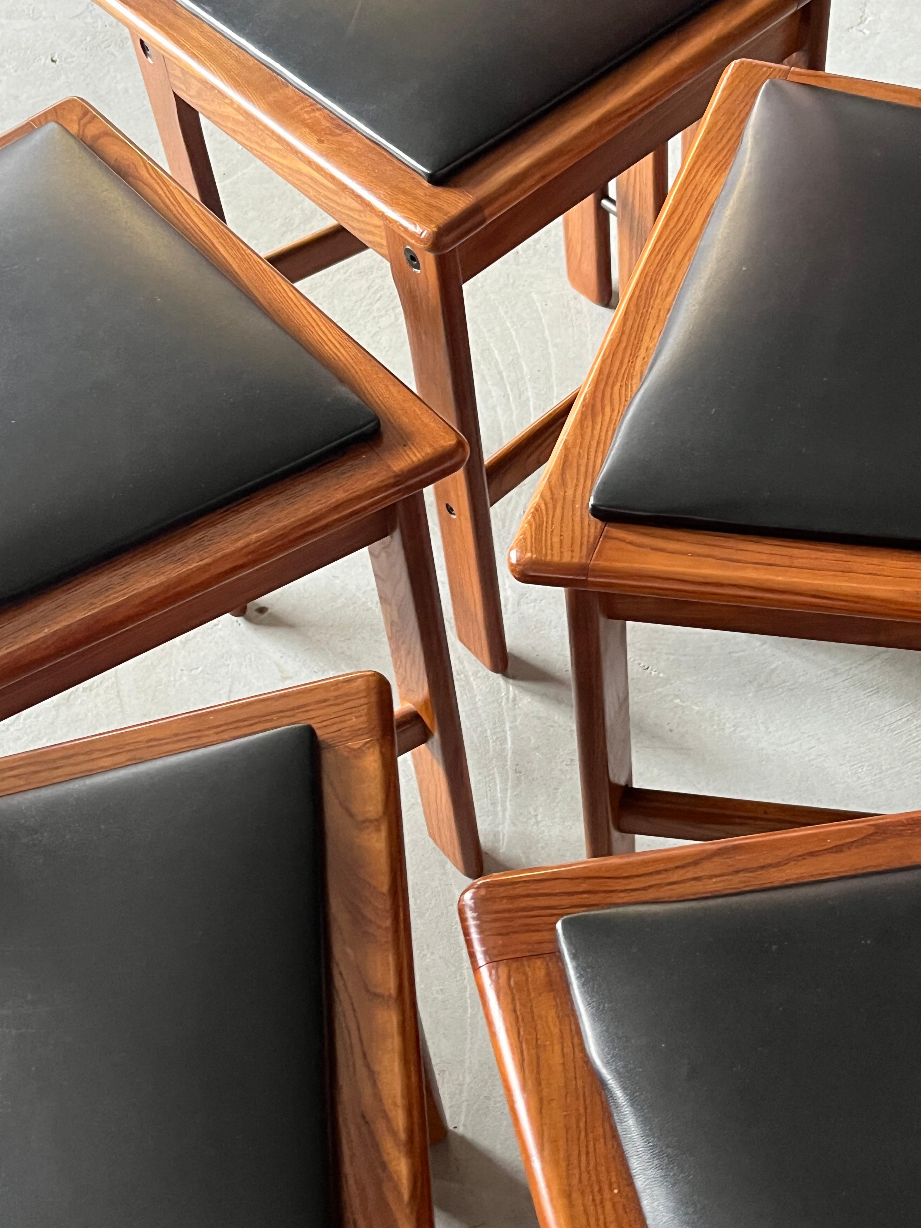 1 de 6 chaises de salle à manger vintage du milieu du siècle dans le style de Mario Marenco, Italie des années 70 en vente 3