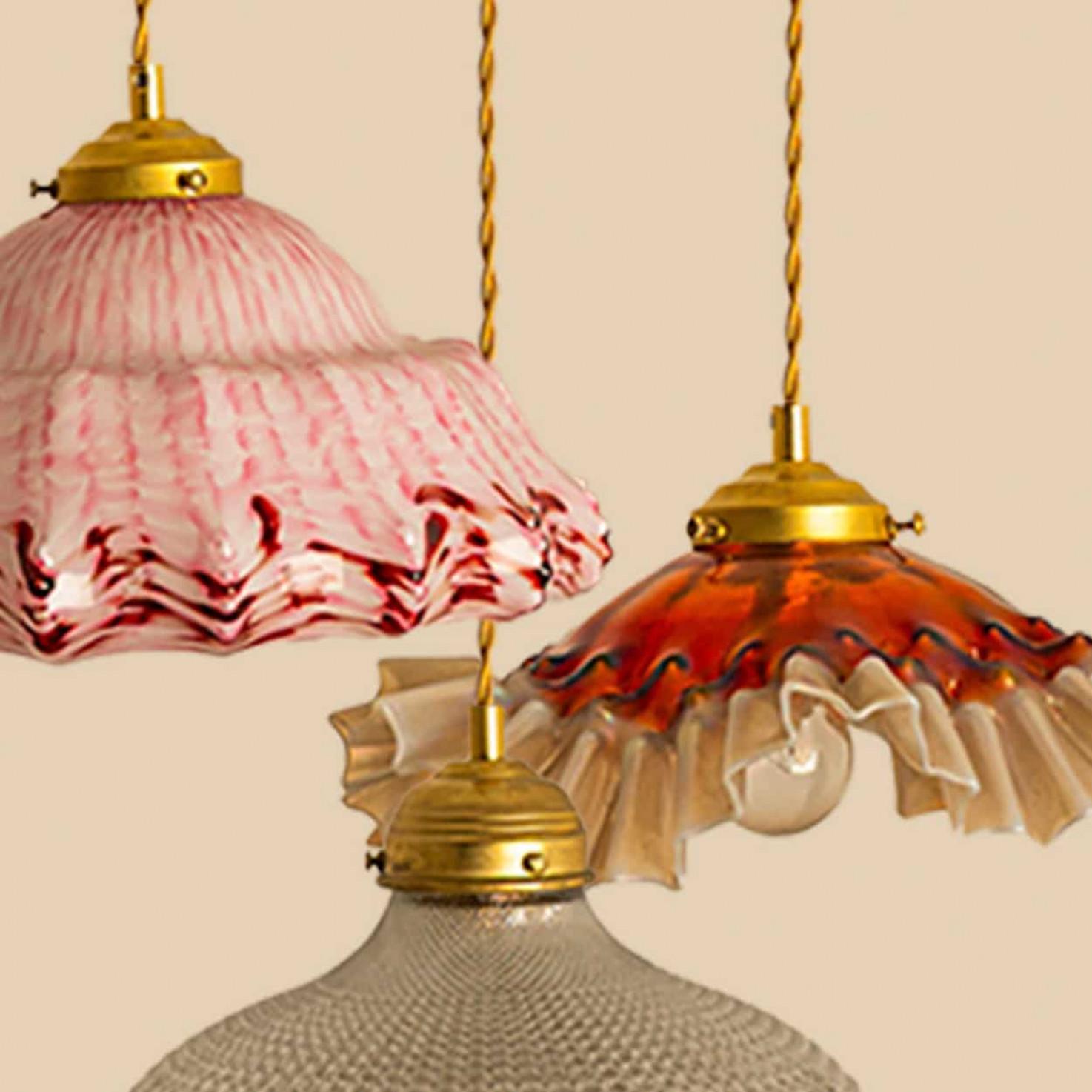 1 of 7 Ciondoli in vetro soffiato a mano di Murano Art Deco increspato Rosso Rosa Bianco, 1940 in vendita 7