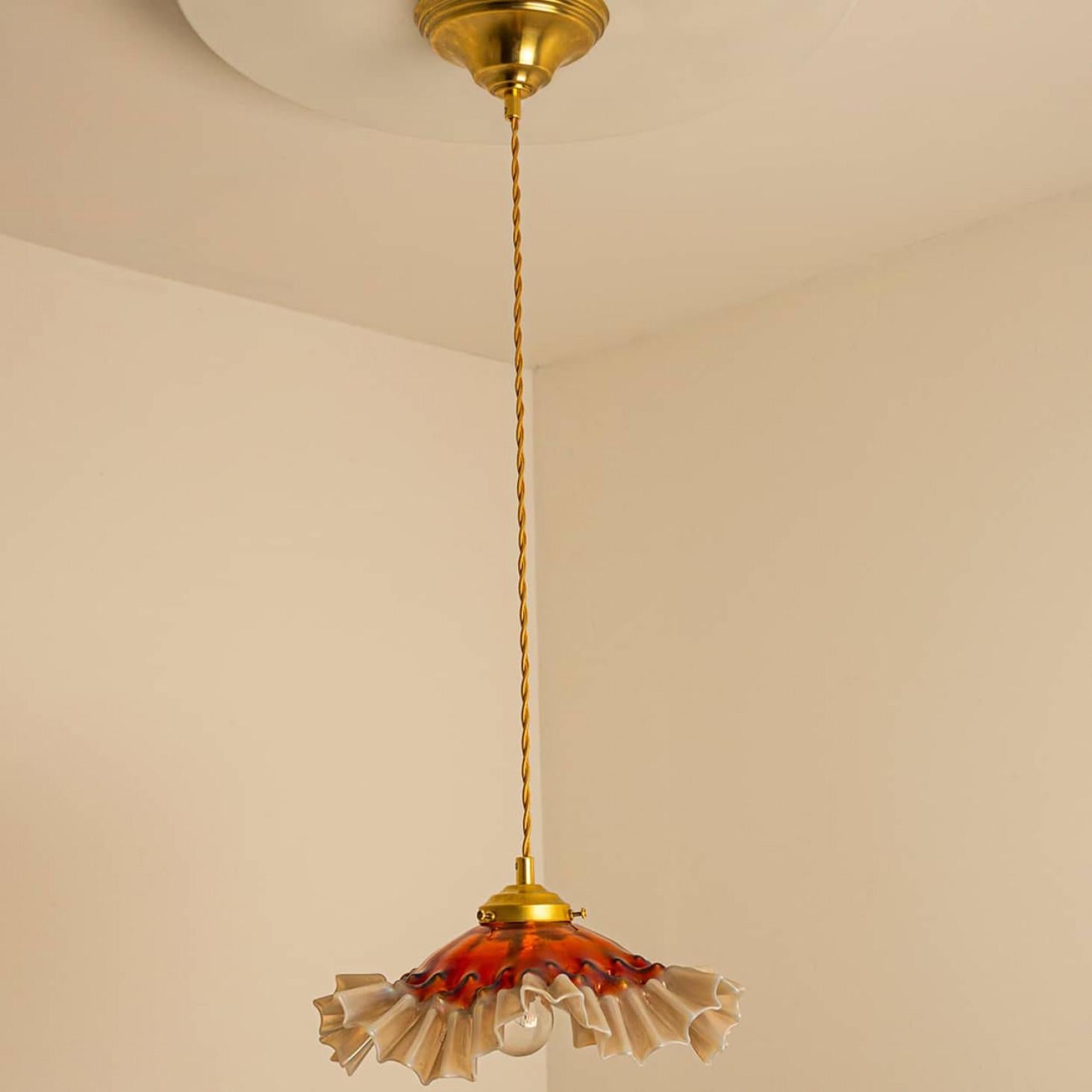 1 of 7 Ciondoli in vetro soffiato a mano di Murano Art Deco increspato Rosso Rosa Bianco, 1940 in vendita 11
