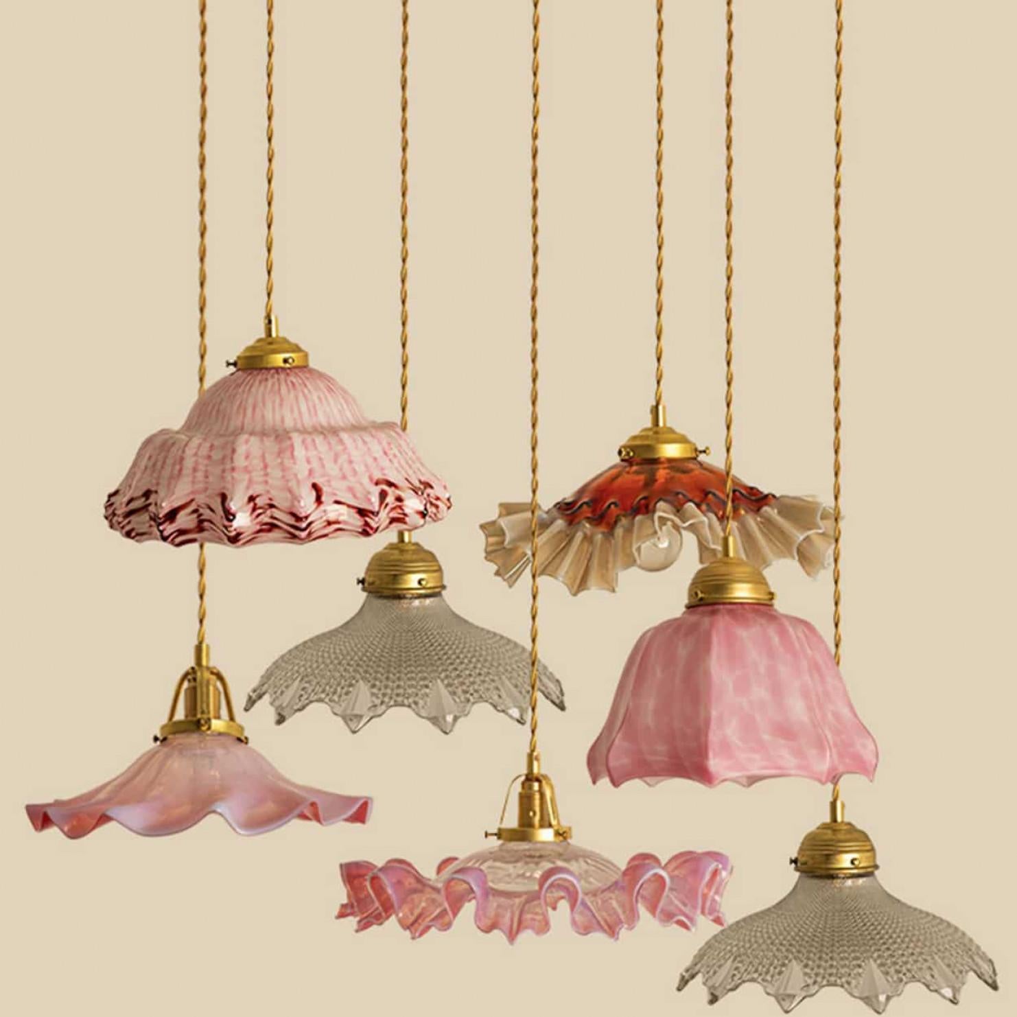 1 de 7 Colgantes Art Decó de cristal soplado de Murano Rojo Rosa Blanco, 1940 Vidrio en venta