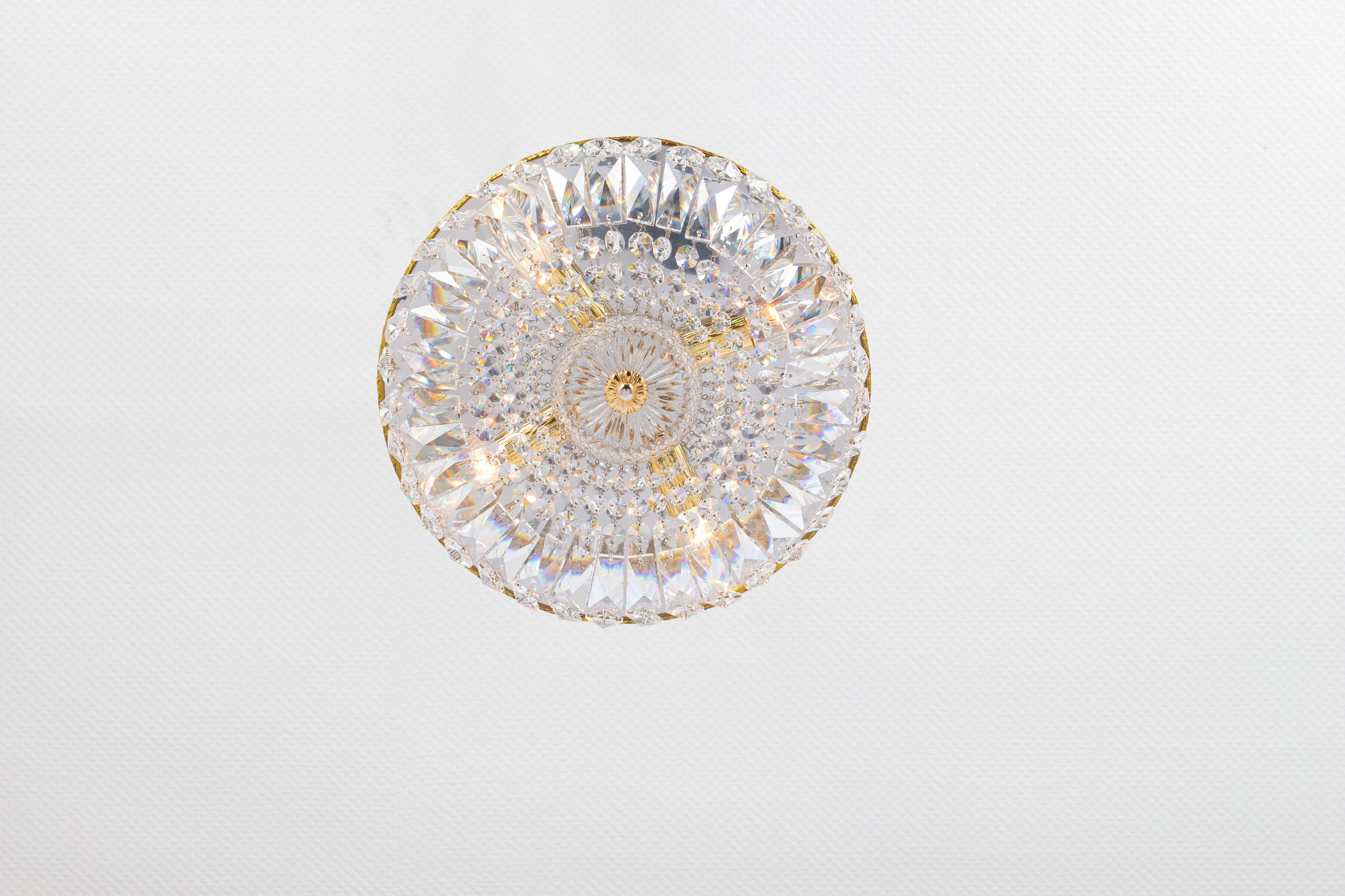  1 of 7 Delicate Brass and Crystal Flush Mount by Palwa, Germany, 1970s In Good Condition For Sale In Aachen, NRW