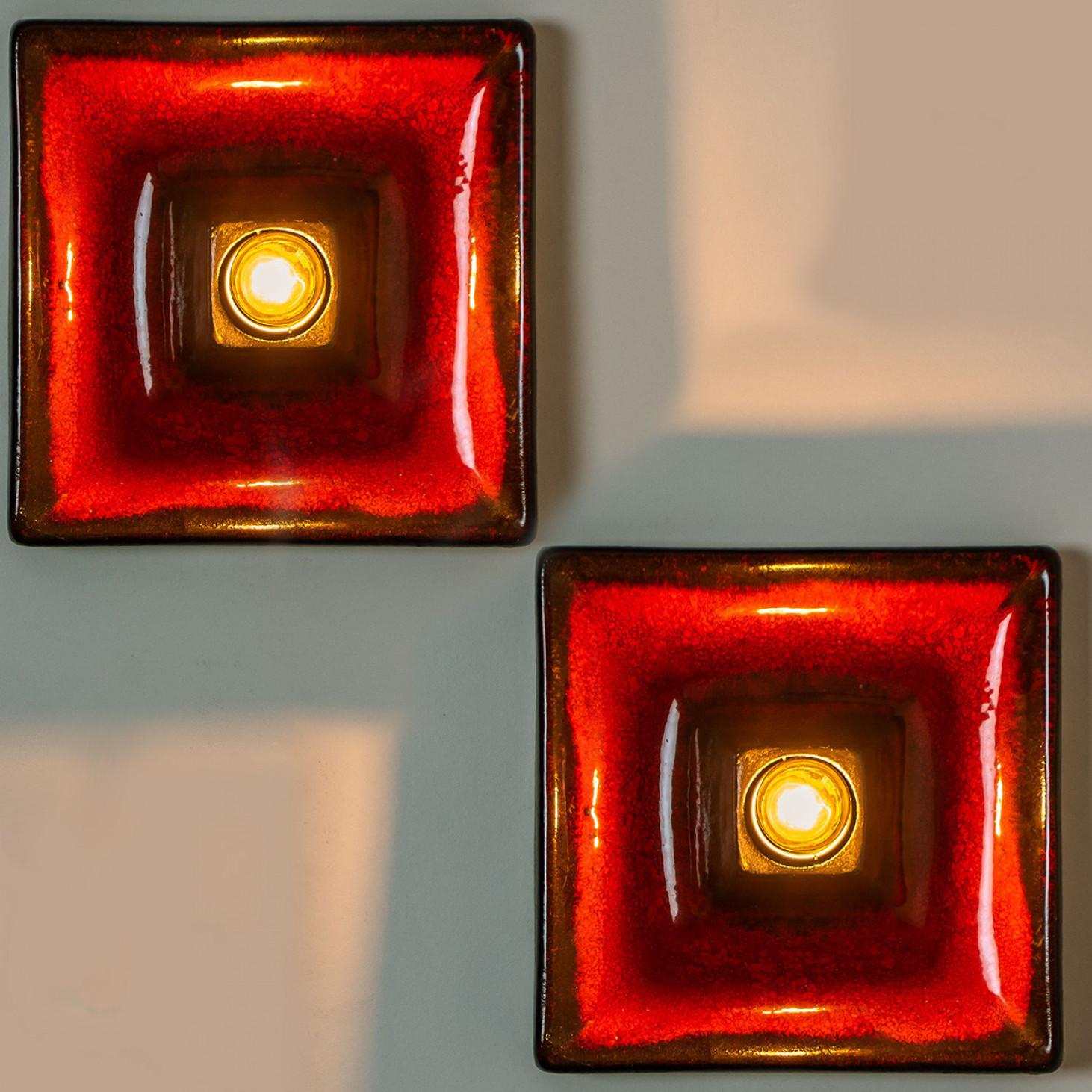 1 of 7 Lampade da parete quadrate in ceramica rossa e nera, Germania In condizioni buone in vendita a Rijssen, NL