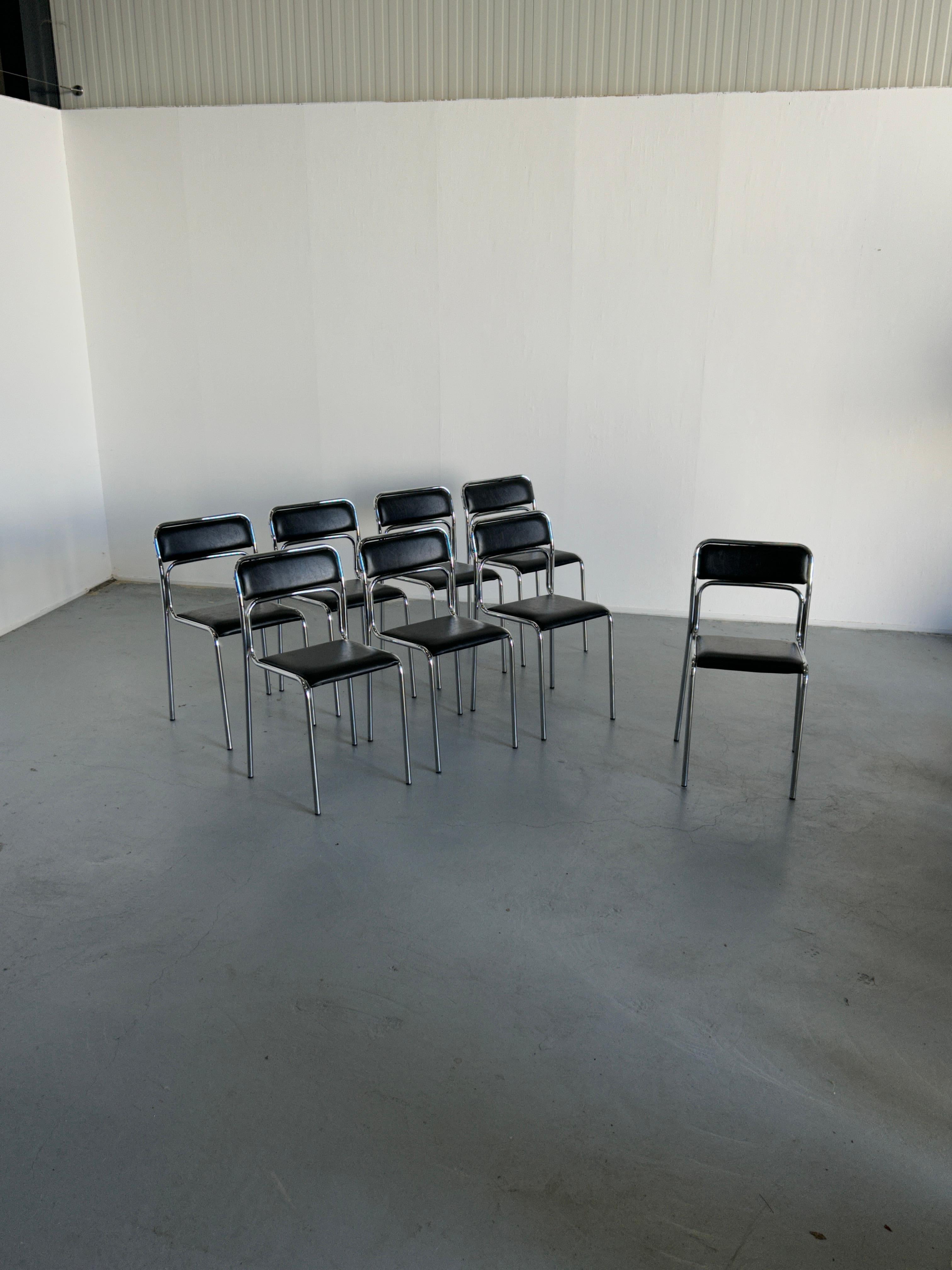 Italian 1 of 8 Bauhaus Chrome Tubular Steel and Black Faux Leather Chairs, 1980s Italy For Sale