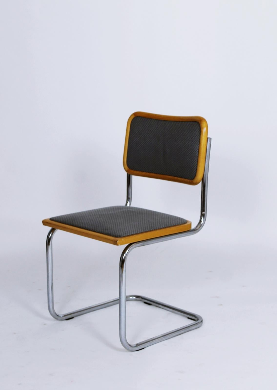 This Cesca chair was manufactured in Italy in 1990s based on the 1928 design of the Hungarian designer, Breuer Marcell /Marcel Breuer. Breuer was an important member of Bauhaus, teached in Weimar, so this iconic chair was designed in Germany. With