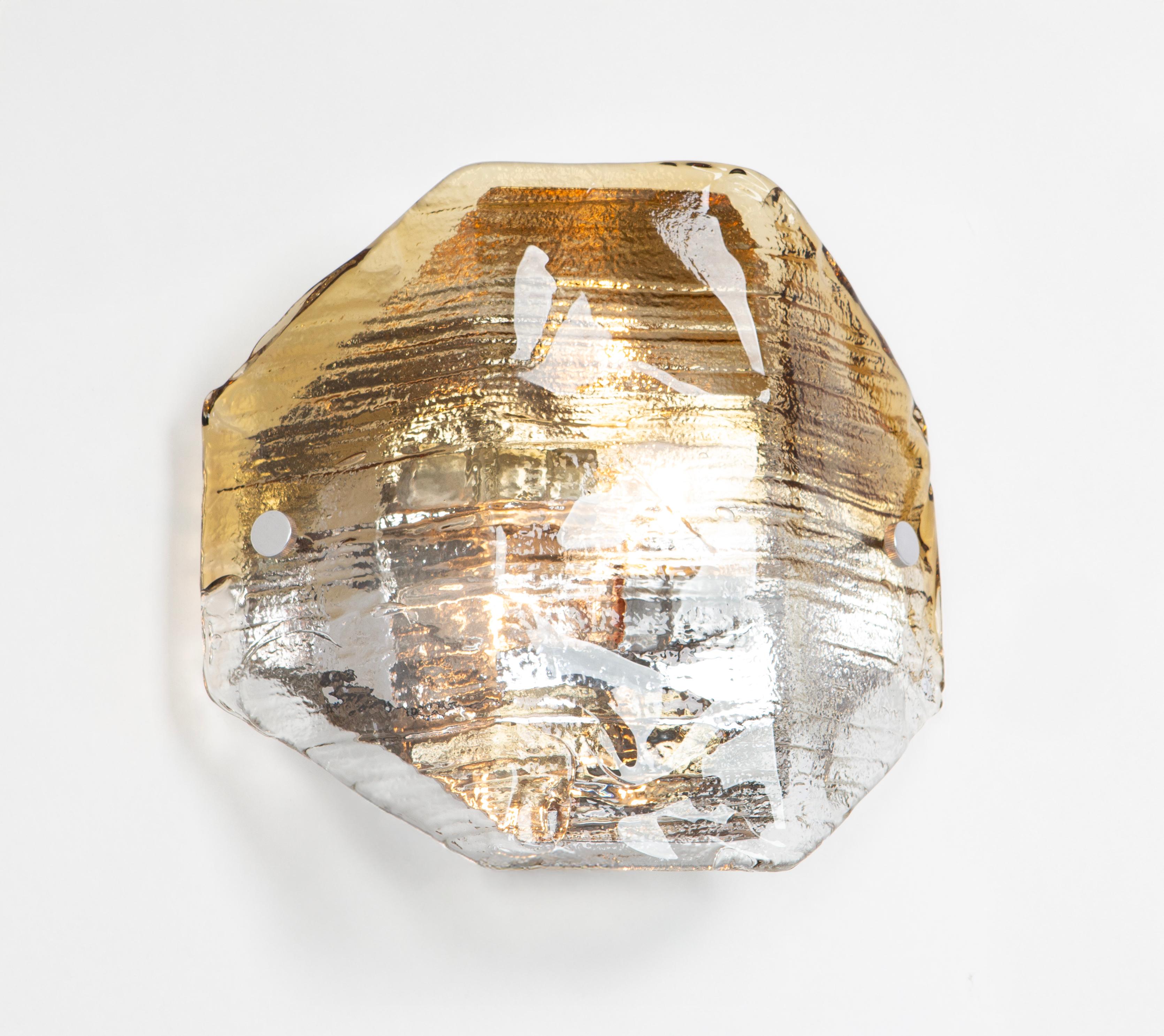 1 of 8 Large Glass Wall Light by Kalmar, Austria, 1970s Cristal de Murano en venta