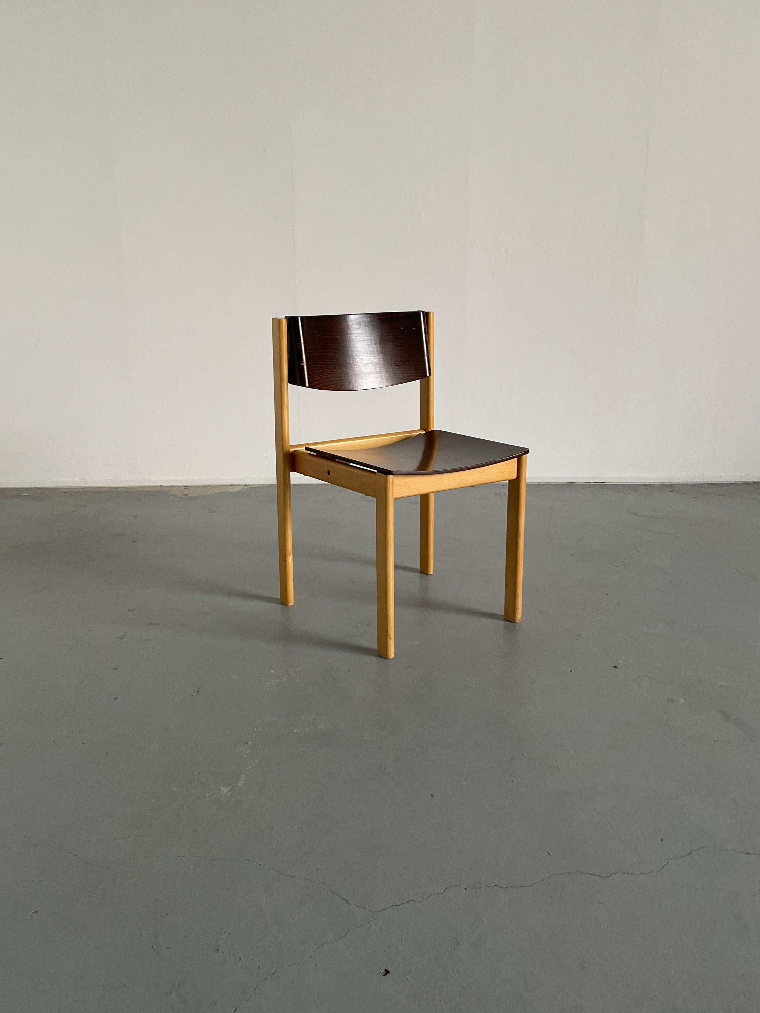 Mid-Century Modern 1 des 8 chaises de salle à manger en bois cintré du milieu du siècle dans le style de Roland Rainer, 1970 en vente