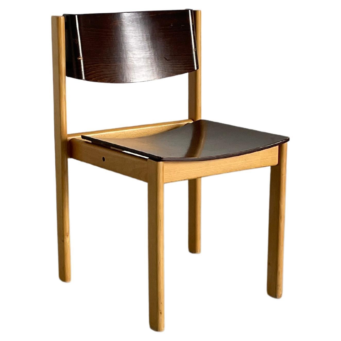 1 des 8 chaises de salle à manger en bois cintré du milieu du siècle dans le style de Roland Rainer, 1970 en vente