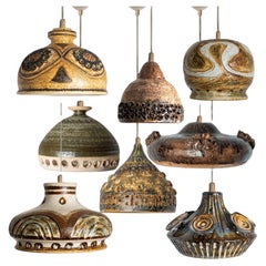 1 di 8 luci a sospensione in ceramica multicolore, Danimarca, 1970
