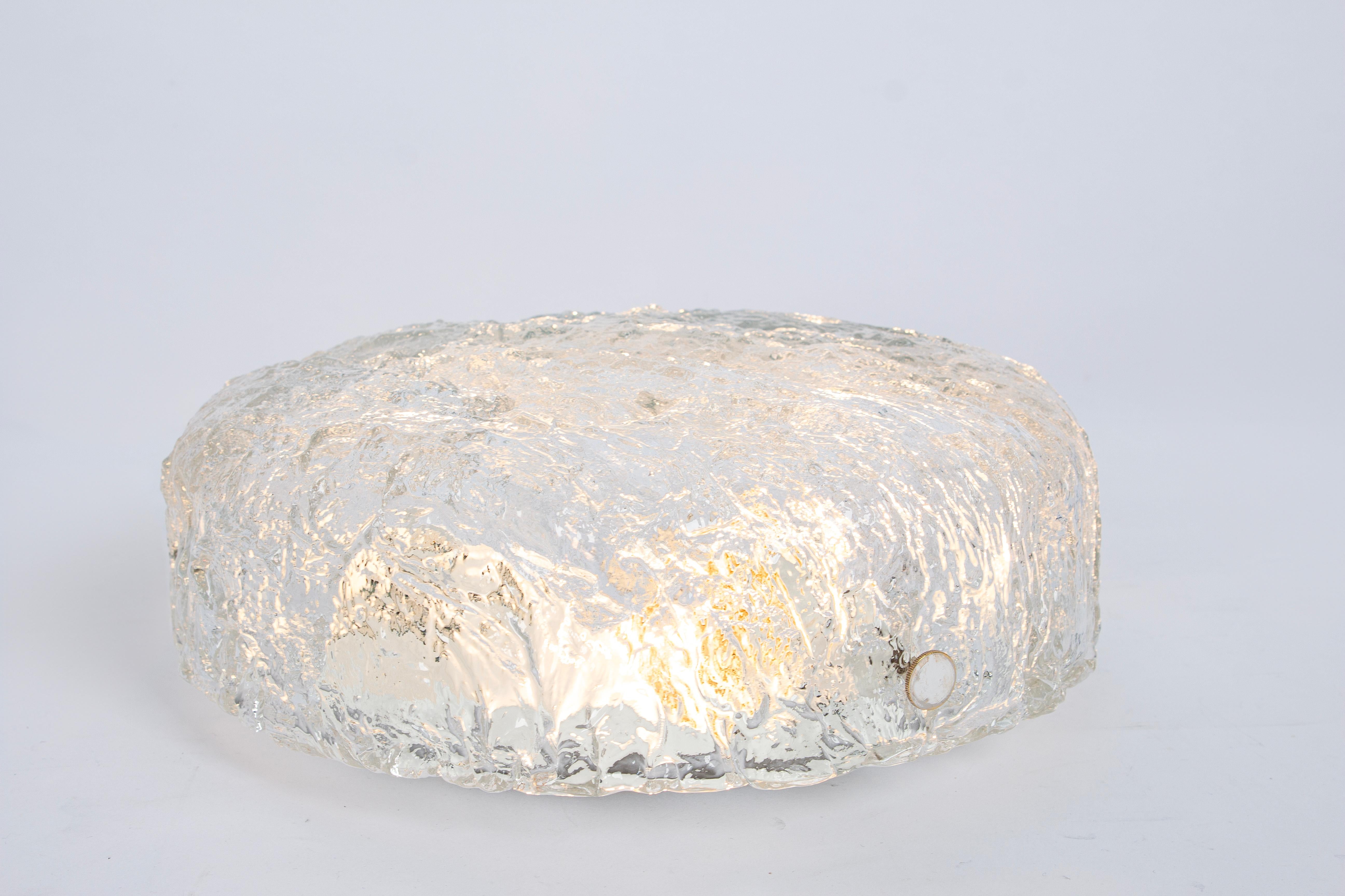 Milieu du XXe siècle 1 des 8 petits luminaires en verre de Murano par Kaiser, Allemagne, années 1960 en vente