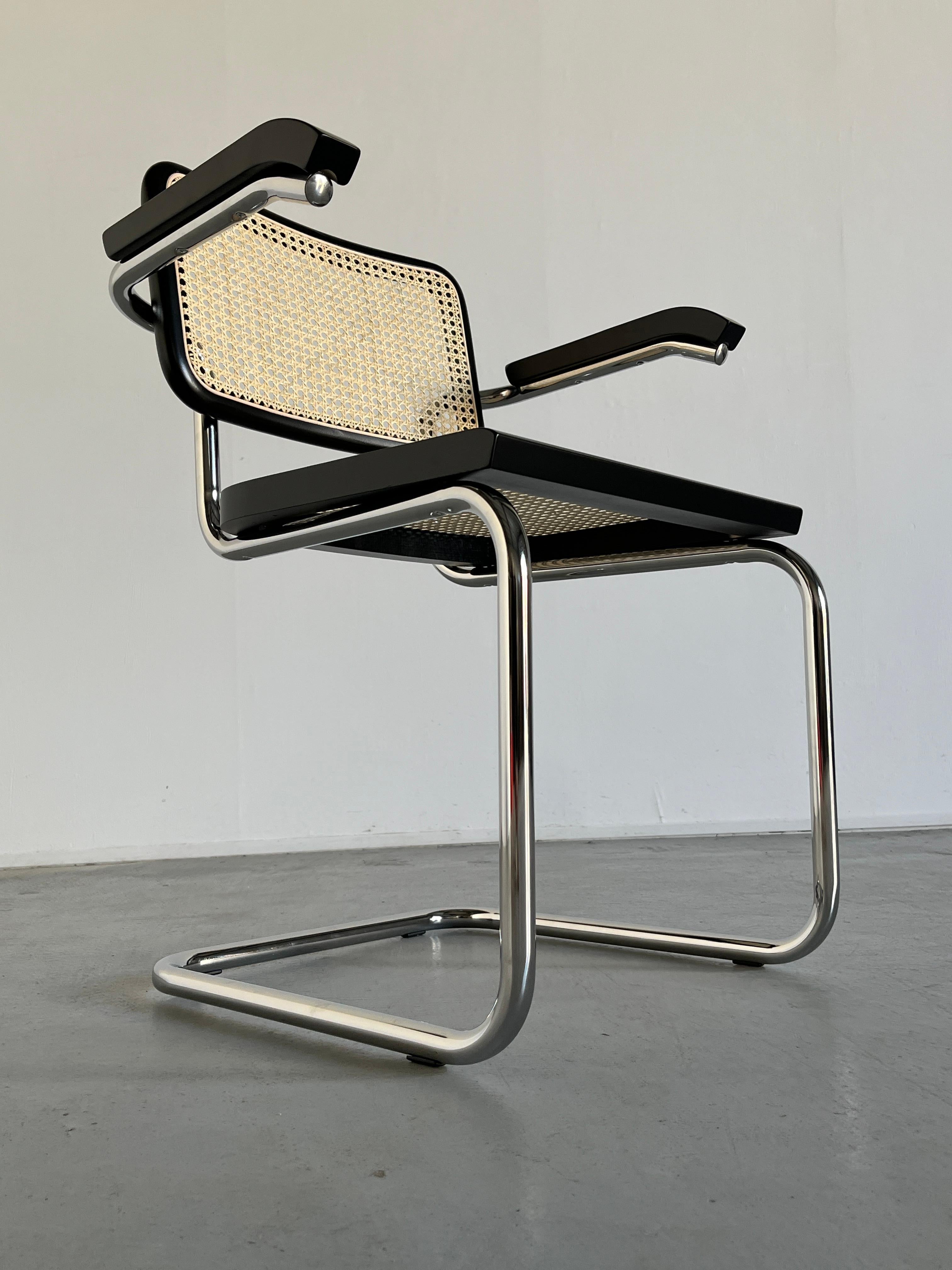 Bauhaus 1 of 8 Vintage Cesca Mid Century Cantilever Chair, Marcel Breuer B64, Early 00s For Sale