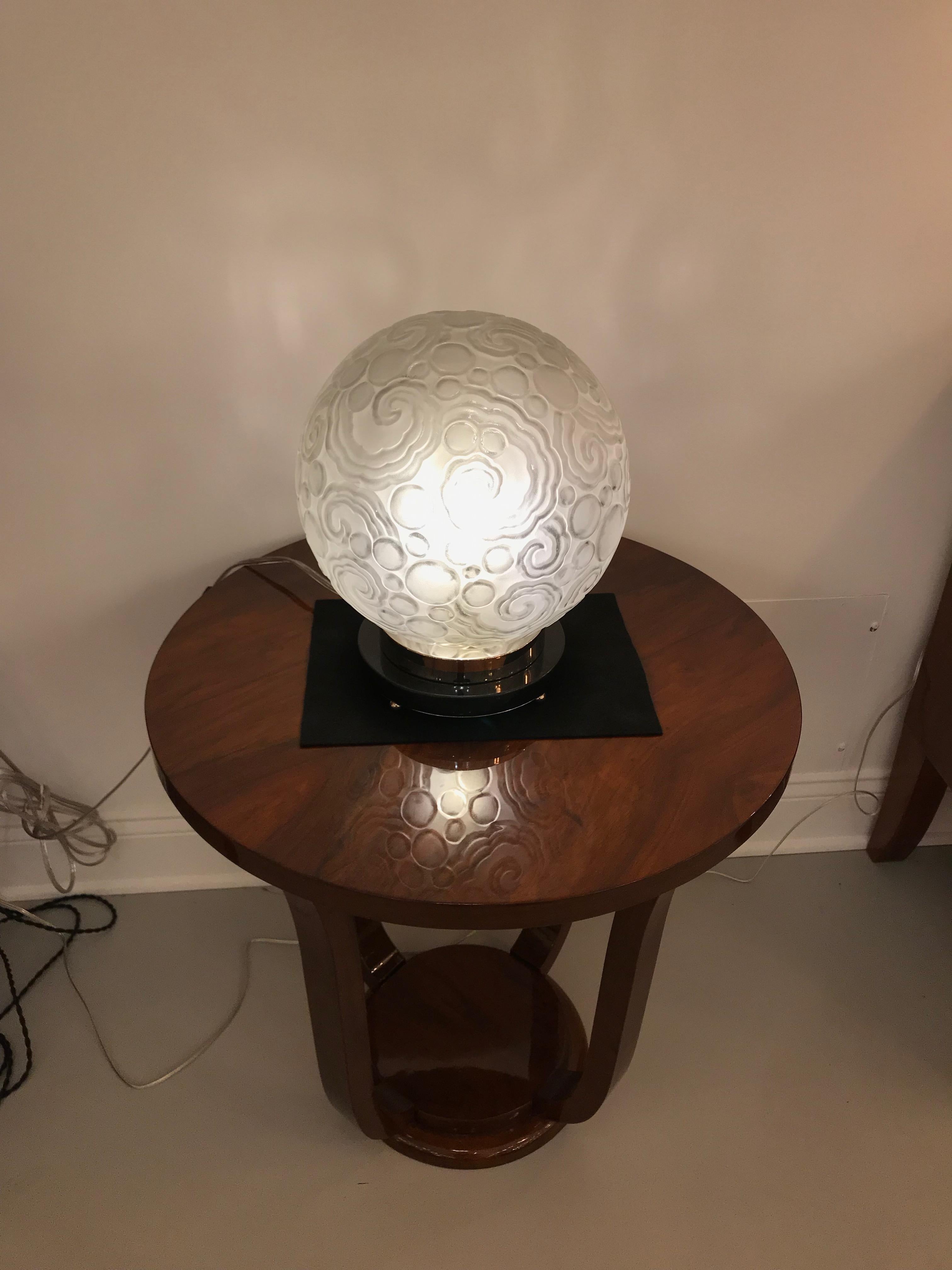 French Art Deco Table Lamp by Sabino with Geometric Motif For Sale 7