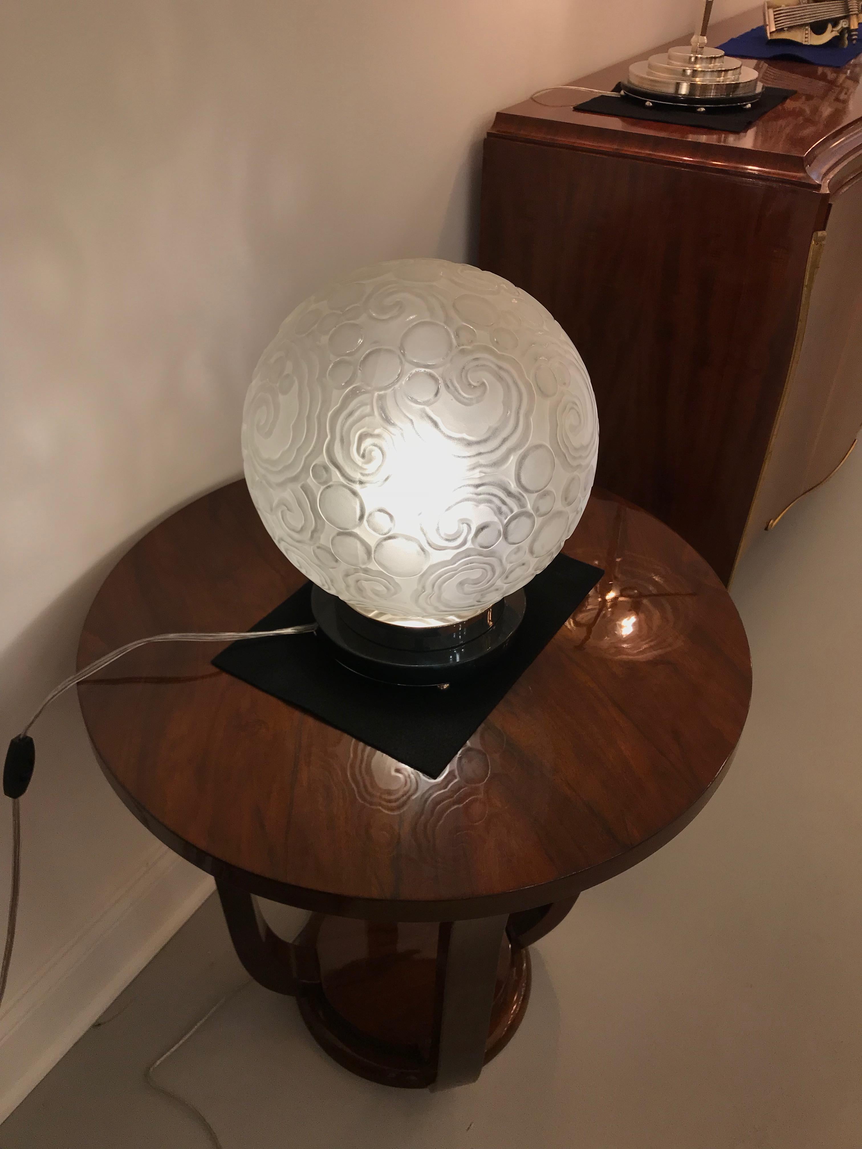 French Art Deco Table Lamp by Sabino with Geometric Motif For Sale 8