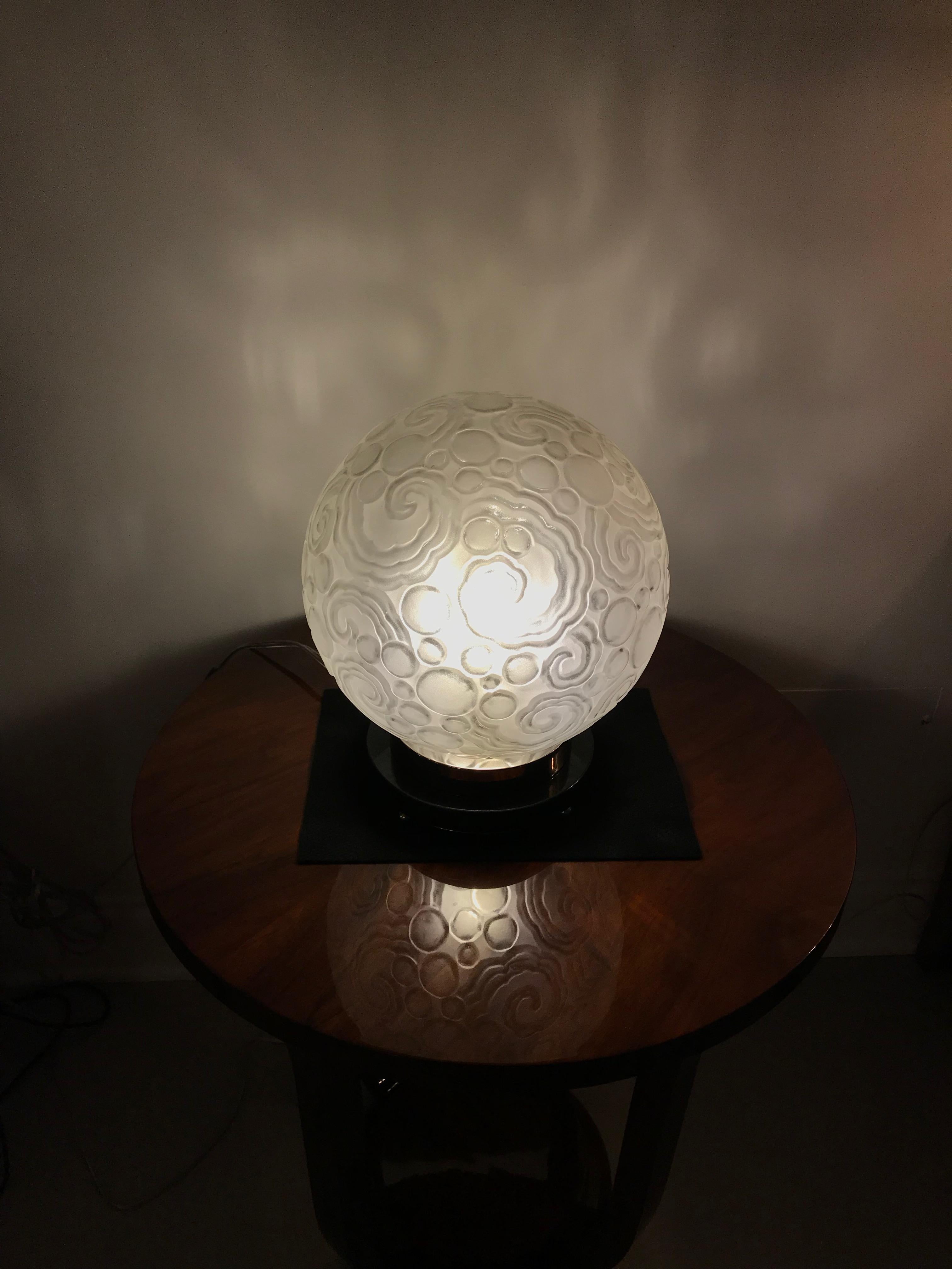 French Art Deco Table Lamp by Sabino with Geometric Motif For Sale 9