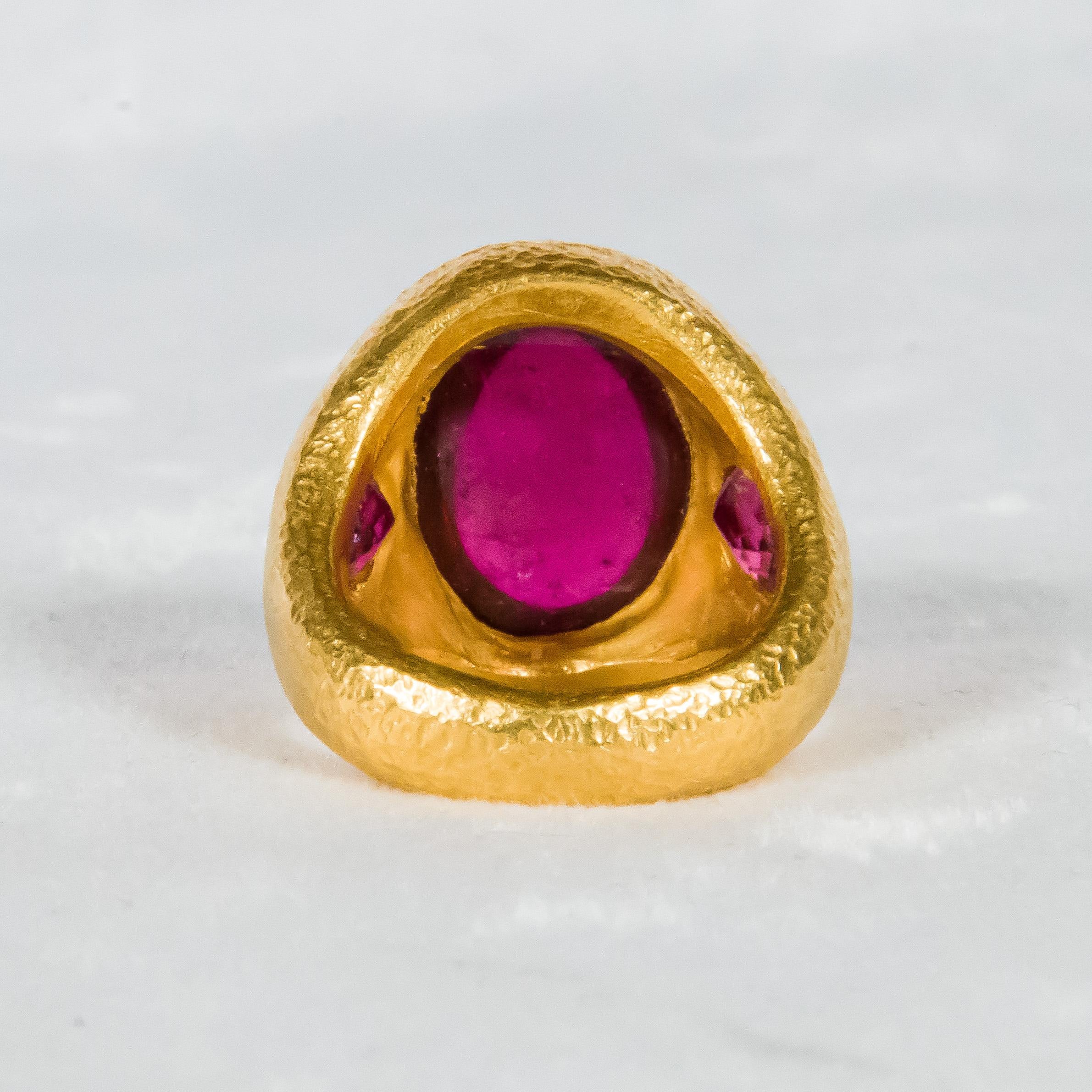Artisan 1 of a Kind Julia Boss 24 Karat Oval Cabochon 20 Carat Ruby Ring For Sale