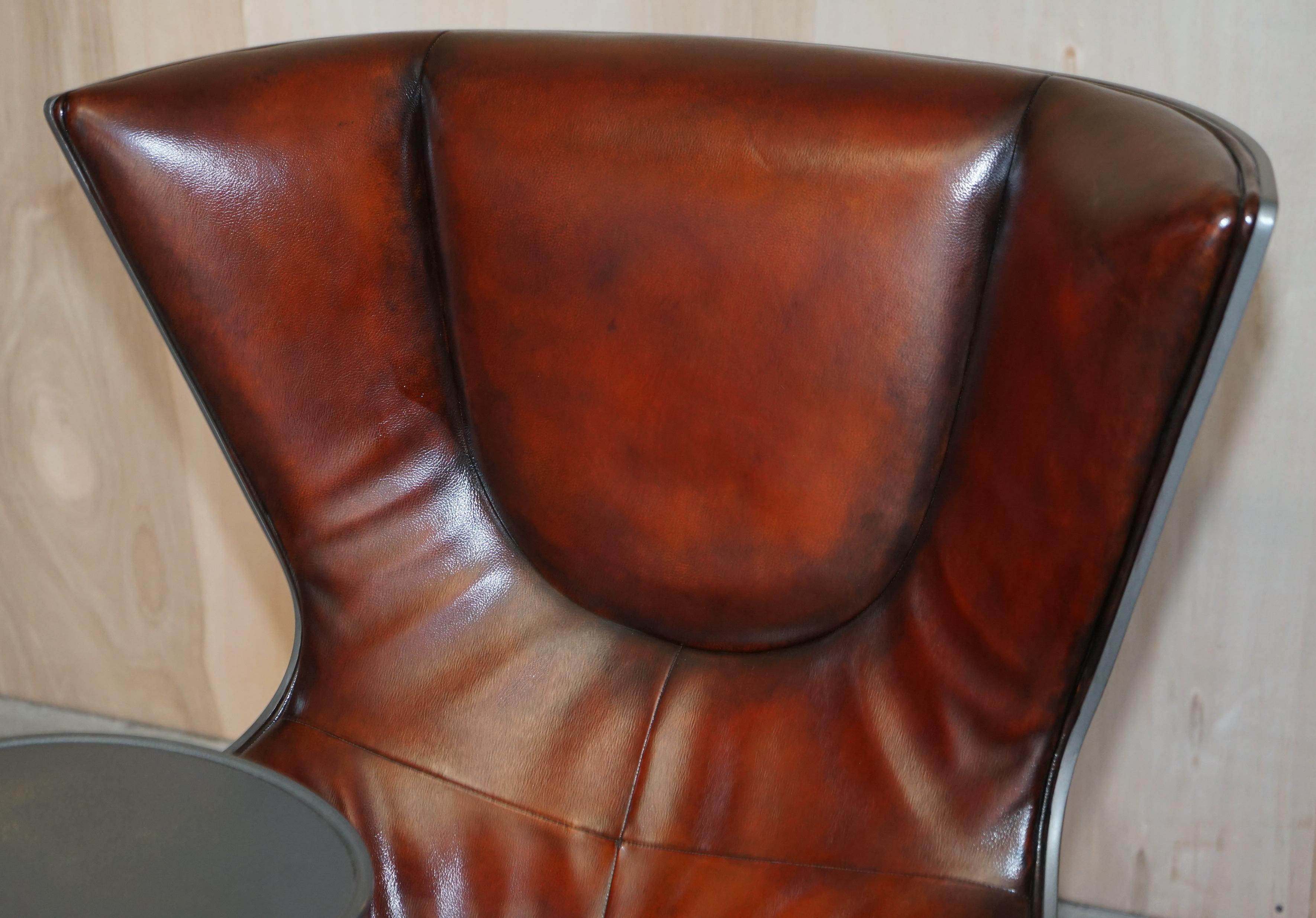 1 of a Kind Pair of Brown Leather Philippe Starck Cassina Eurostar Egg Armchairs For Sale 11