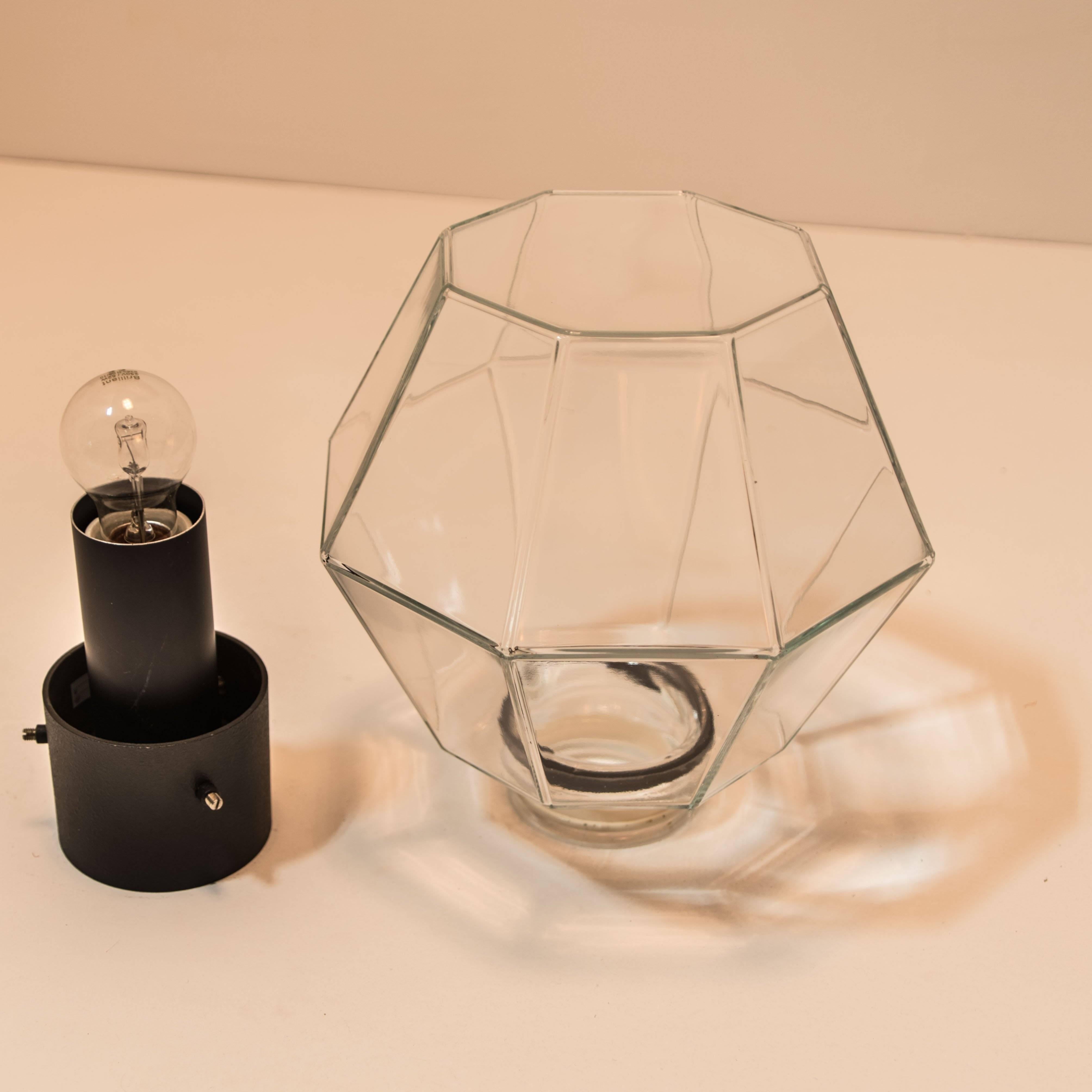 Mid-Century Modern 1 des 10 plafonniers encastrés géométriques Limburg en verre et métal noir pour l'extérieur/intérieur en vente
