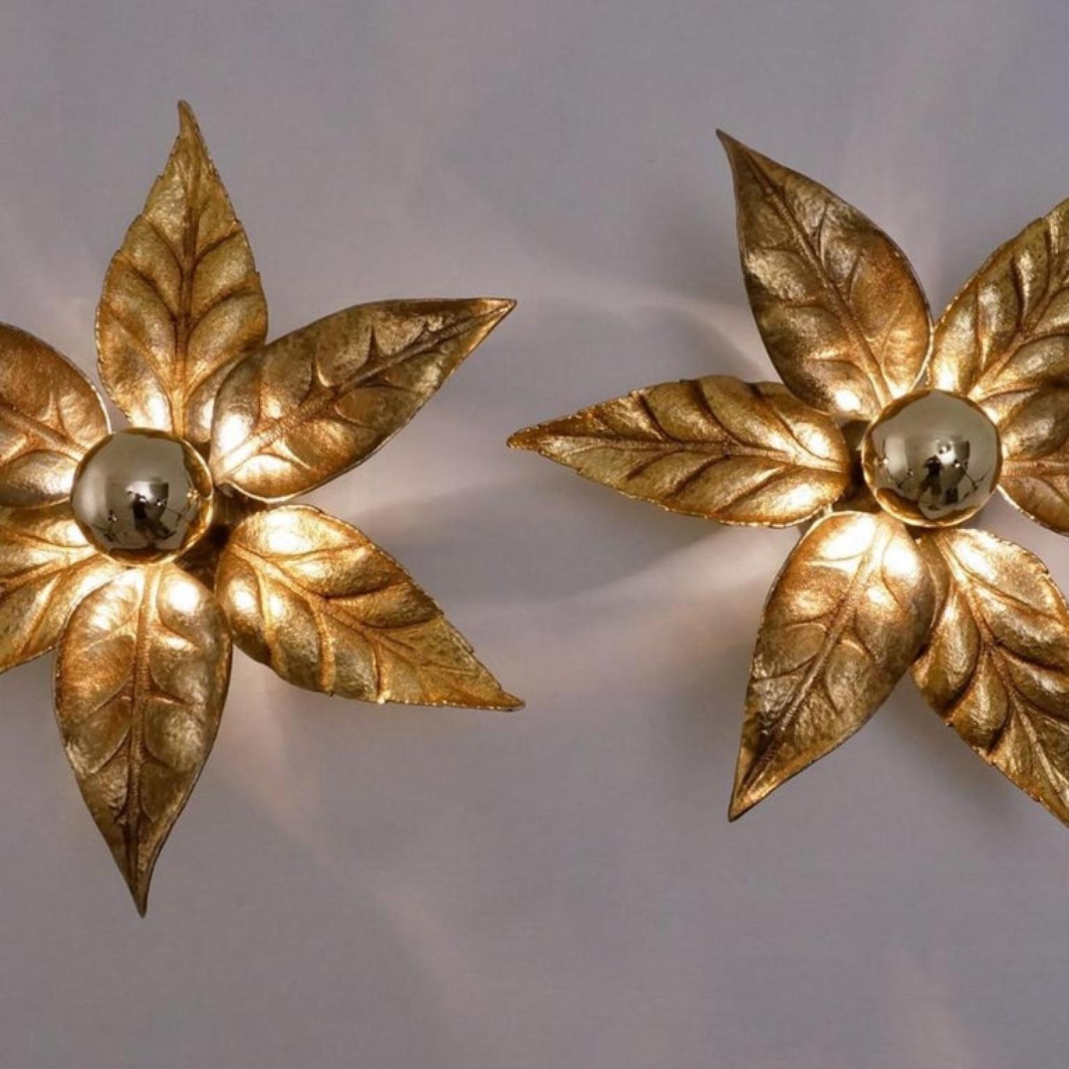 Mid-Century Modern 1 of the 10 Massive Brass Flower Wall Lights, Willy Daro Style, 1970s For Sale