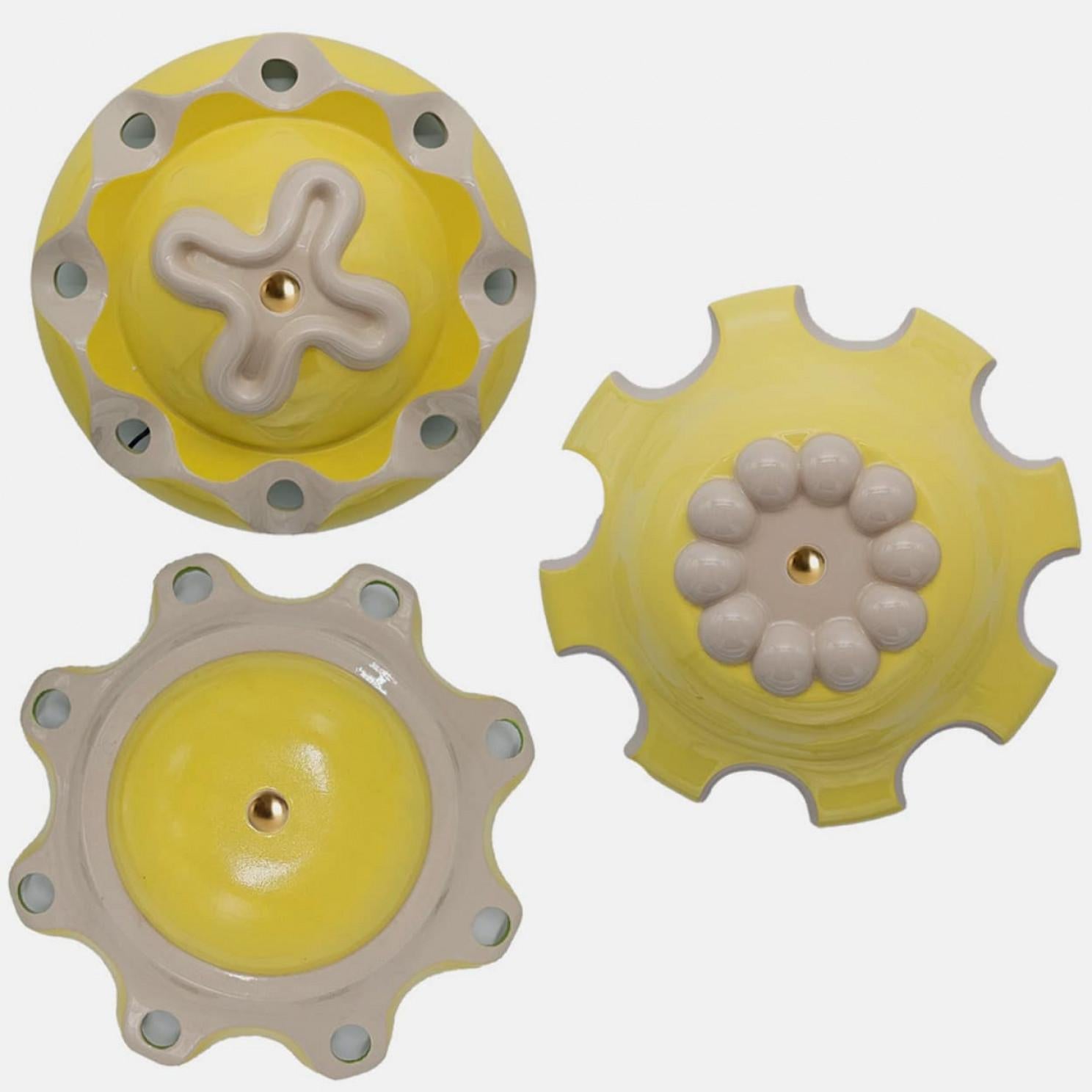 1 des 10 lampes en céramique pastel, Rosettes de Jeanine Keizer, 1990 Bon état - En vente à Rijssen, NL