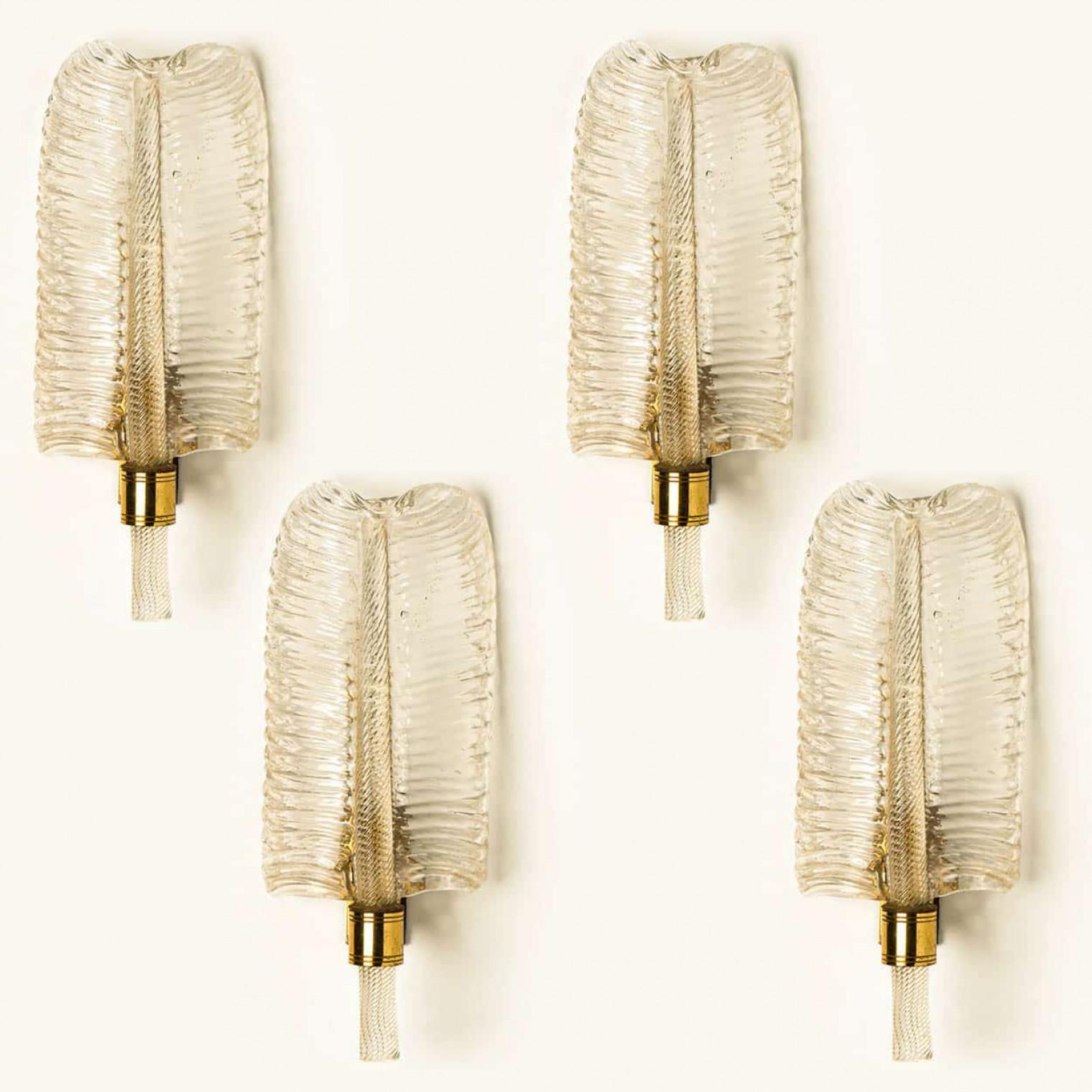 1 of the 10 Wall Sconces Barovier & Toso Glass and Brass Leaves, Italy 1970 For Sale 5