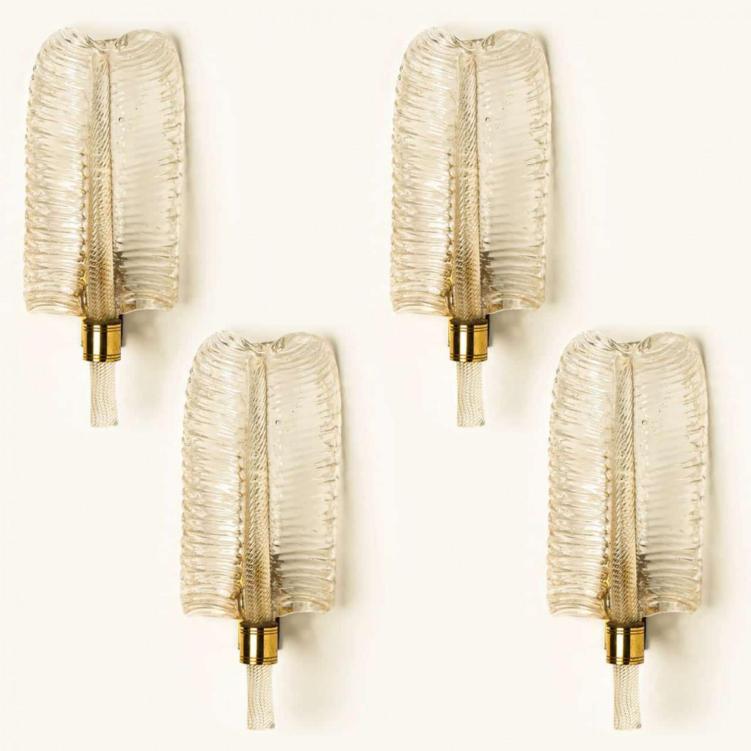 1 of the 10 Wall Sconces Barovier & Toso Glass and Brass Leaves, Italy 1970 For Sale 6
