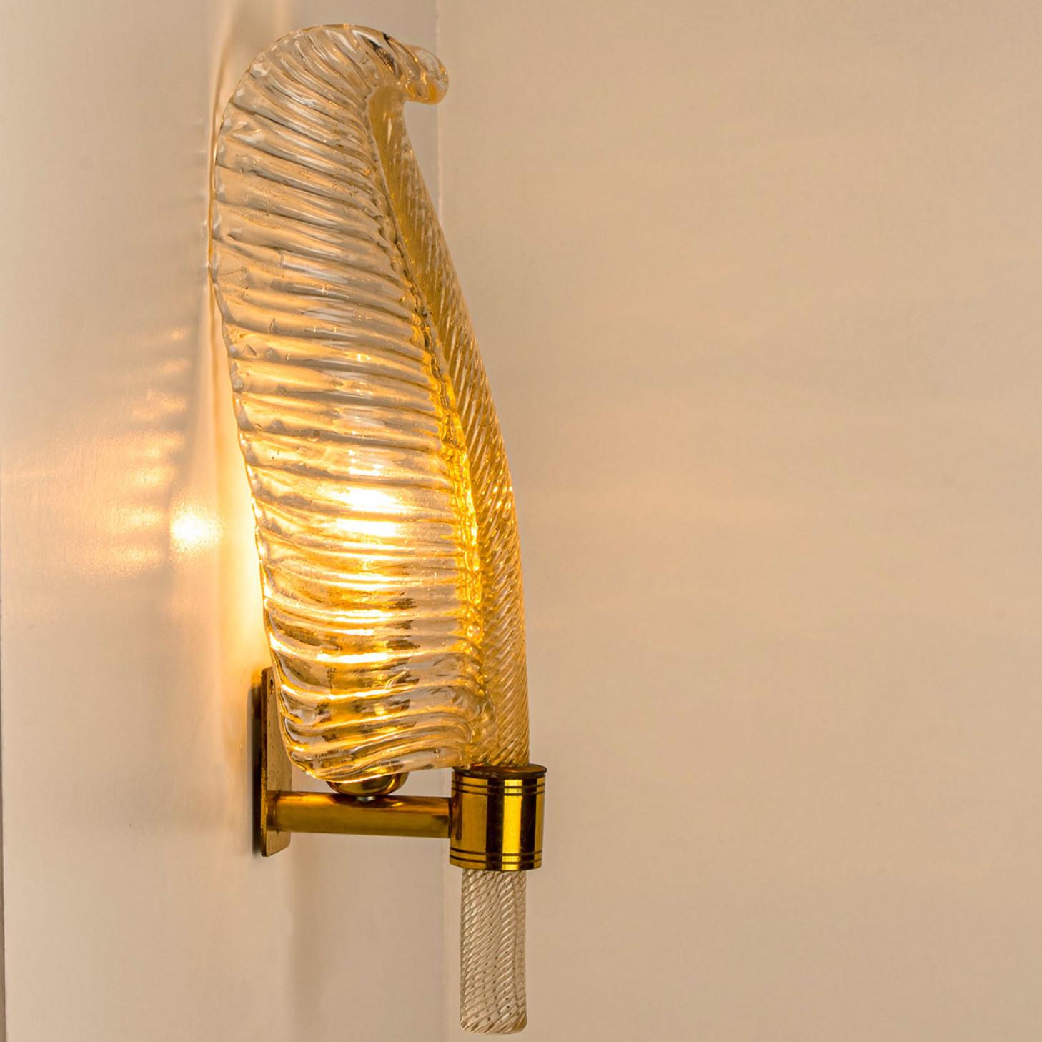 1 of the 10 Wall Sconces Barovier & Toso Glass and Brass Leaves, Italy 1970 For Sale 10