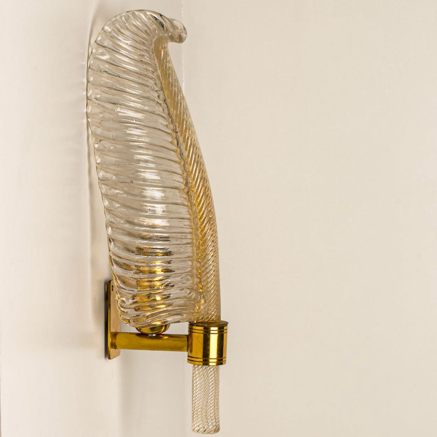 1 of the 10 Wall Sconces Barovier & Toso Glass and Brass Leaves, Italy 1970 For Sale 11