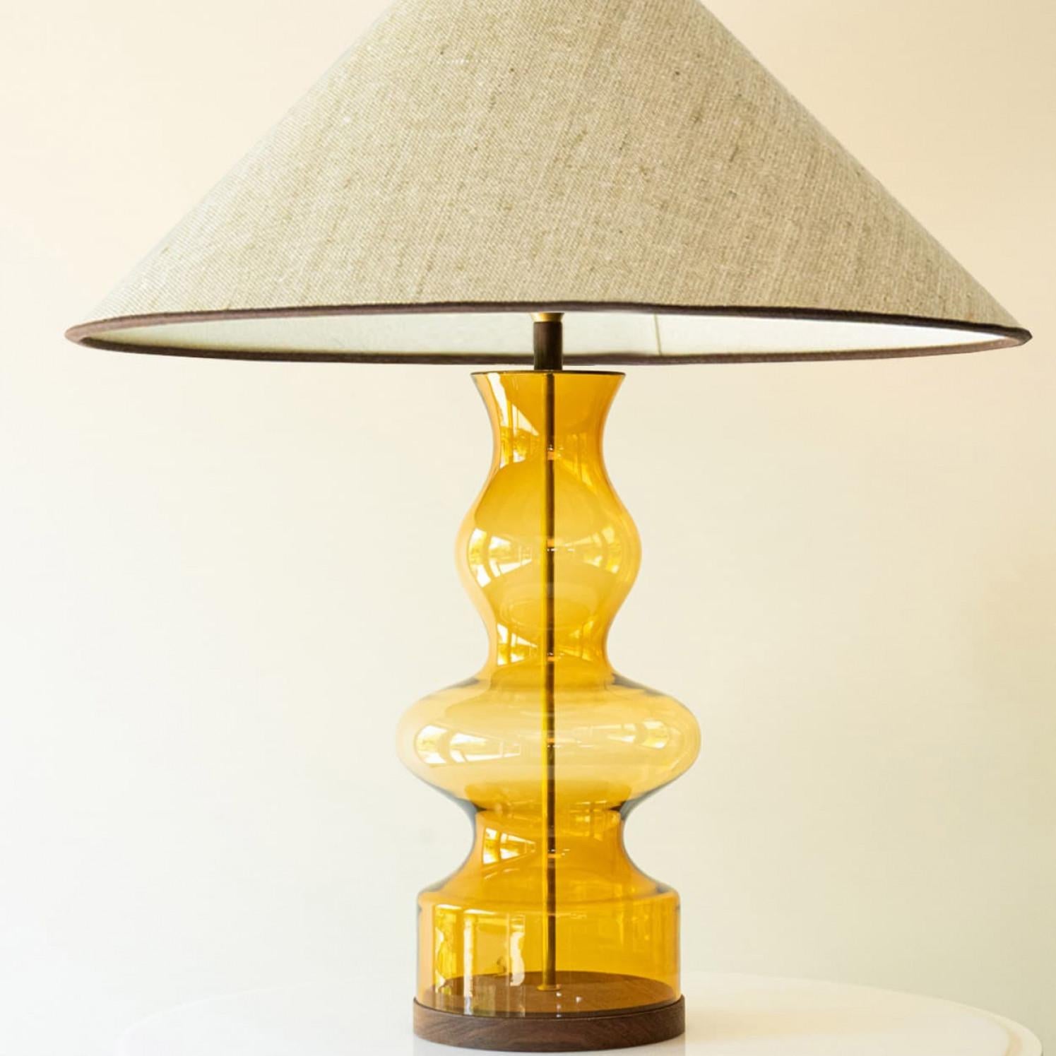 Mid-Century Modern 1 of the 2 Amber Bubble Glass Table Lamps, Custom Beige Lampshade by R. Houben For Sale