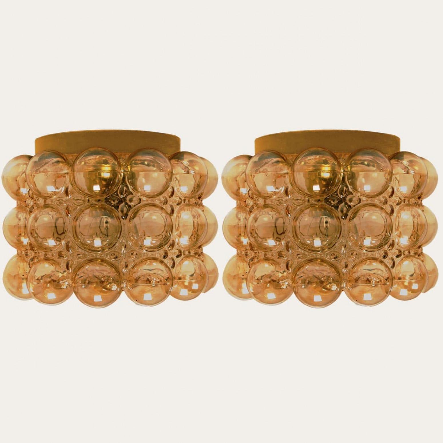 1 de los 2 apliques de cristal ámbar Helena Tynell, Alemania 1960 mediados del siglo XX en venta