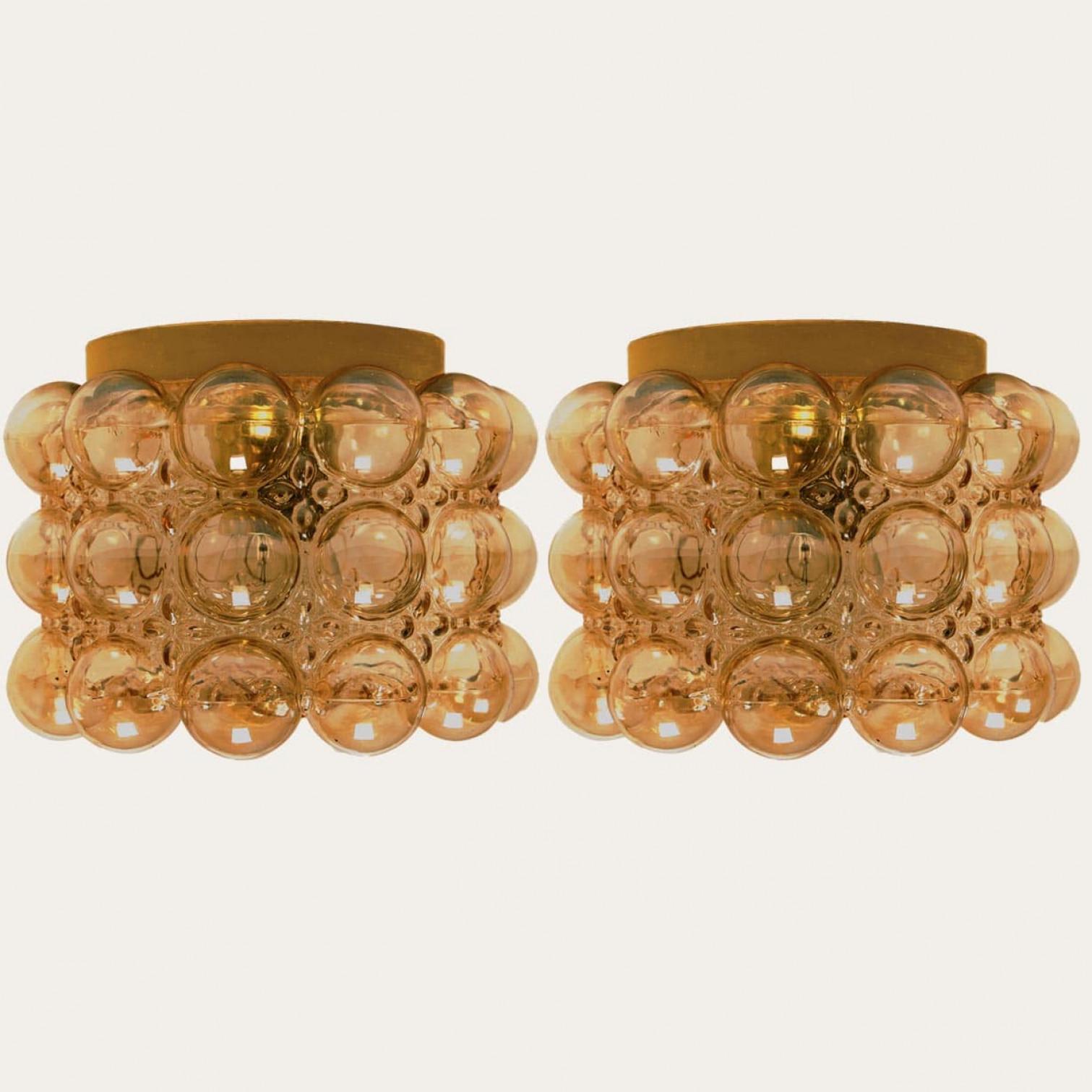 1 of the 2 Amber Glass Flush Mounts Wall Sconce Helena Tynell, Germany 1960 mediados del siglo XX en venta