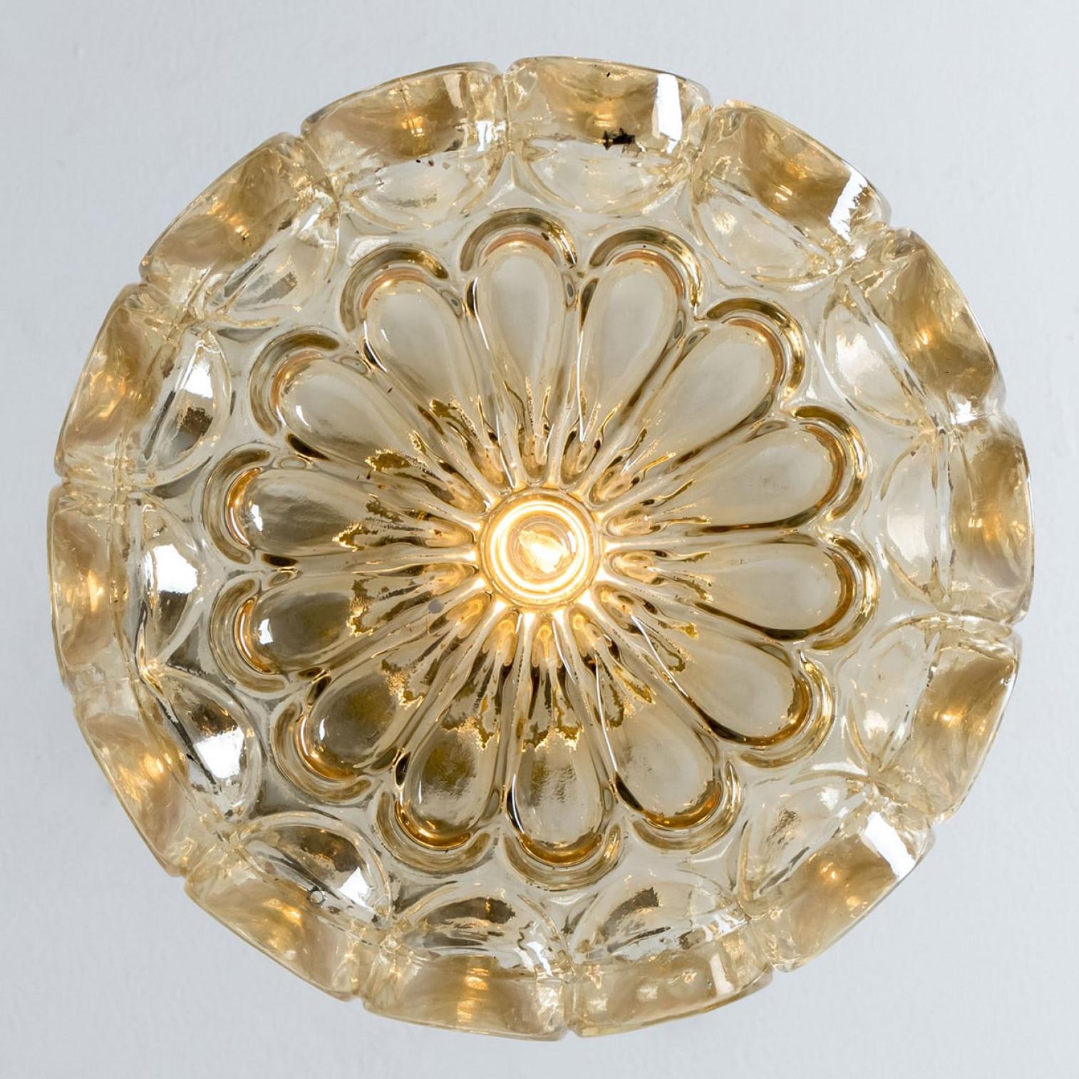1 of the 2 Amber Glass Pedants by Helena Tynell for Glashütte Limburg, 1970 For Sale 9