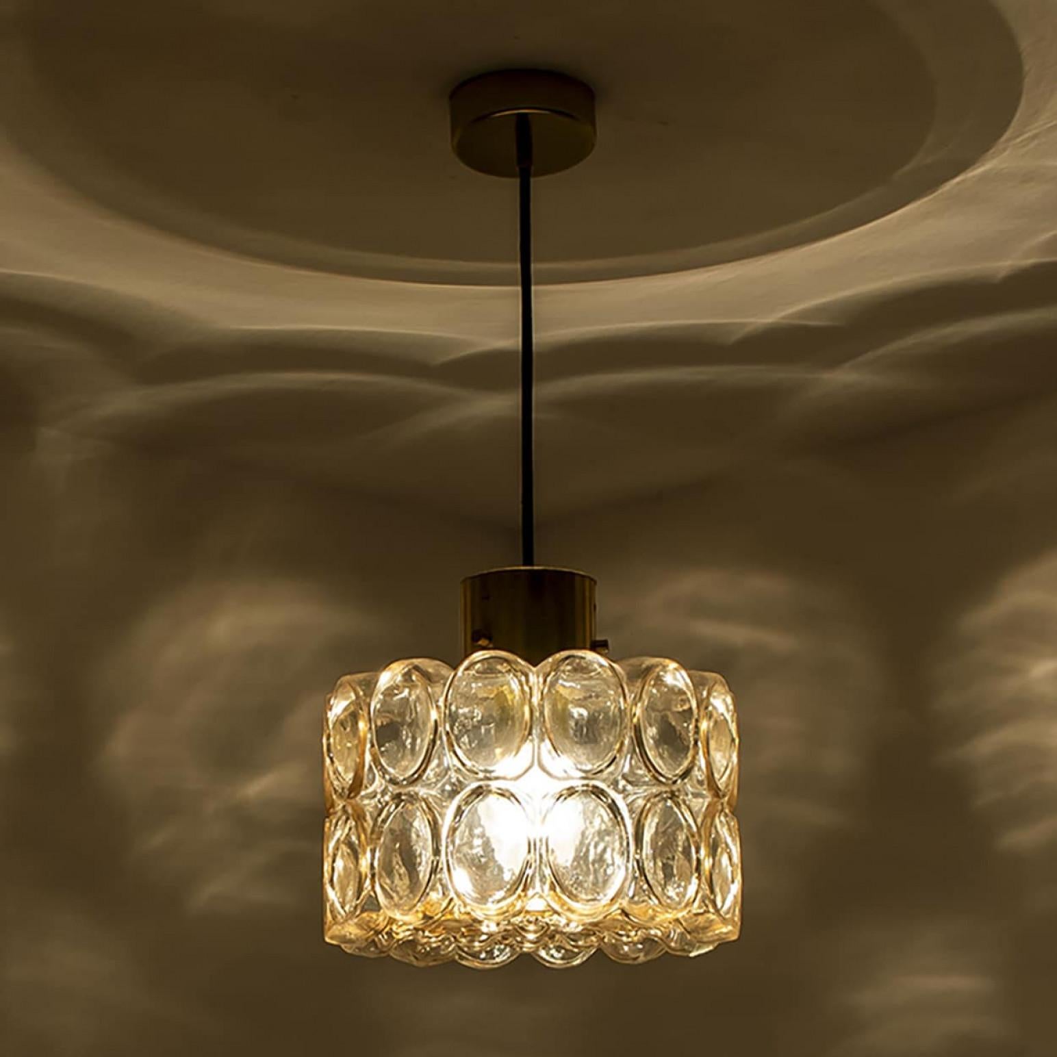 1 de los 2 Pedantes de cristal ámbar de Helena Tynell para Glashütte Limburg, 1970 en venta 1