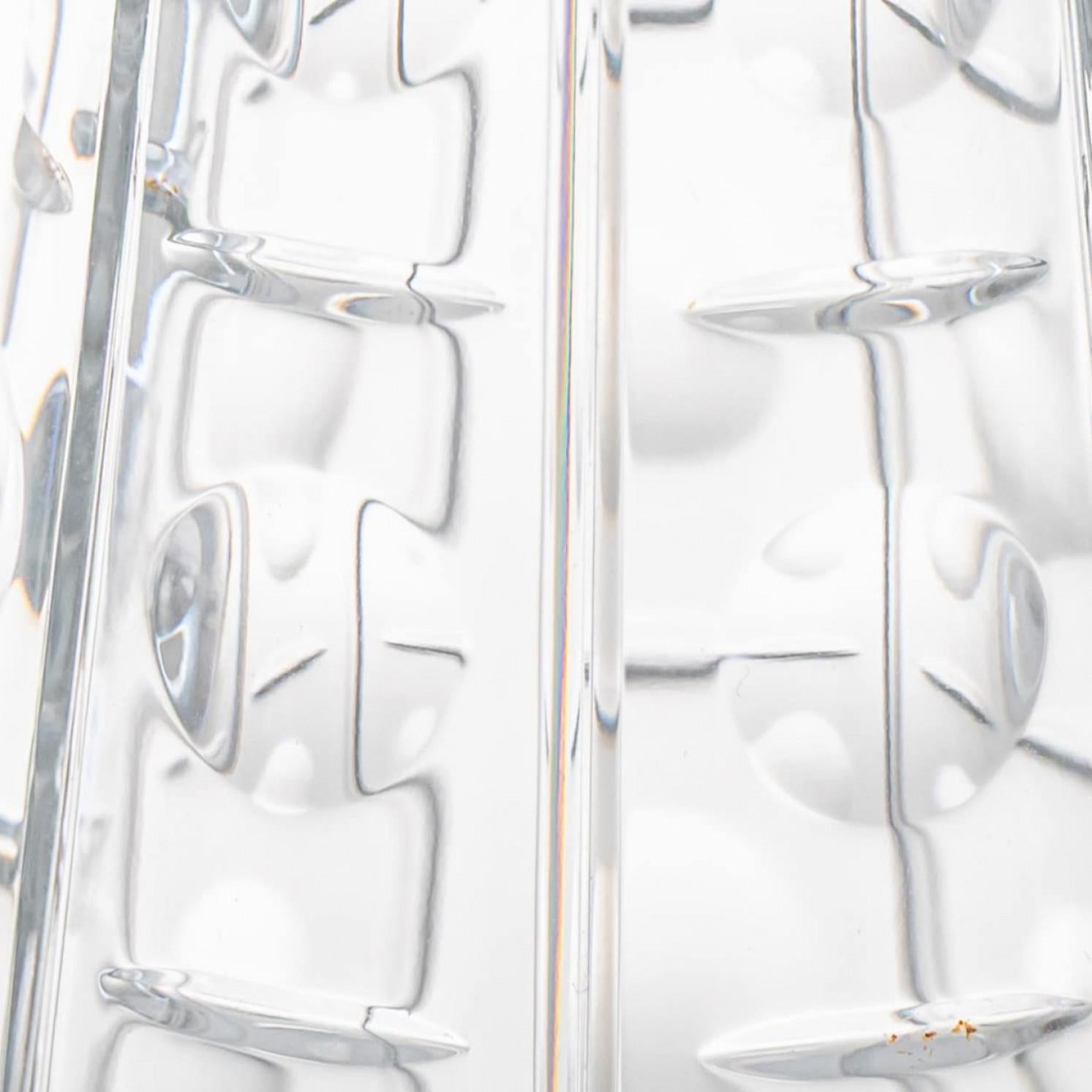 1 der 2 Baccarat Structured Exquise Karaffe aus klarem Kristall, Frankreich (Moderne) im Angebot