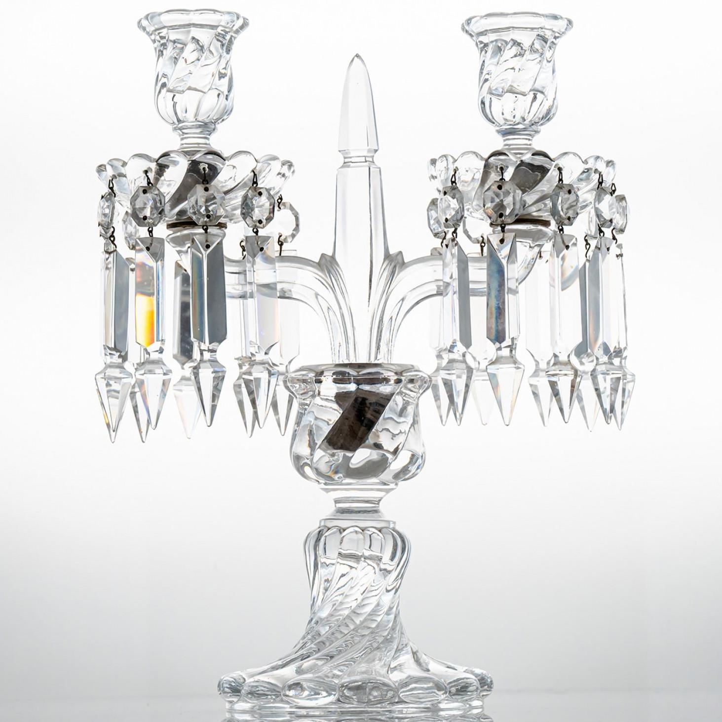 1 dei 2 bellissimi candelabri in cristallo trasparente Baccarat per 2 candele, Francia in vendita 4