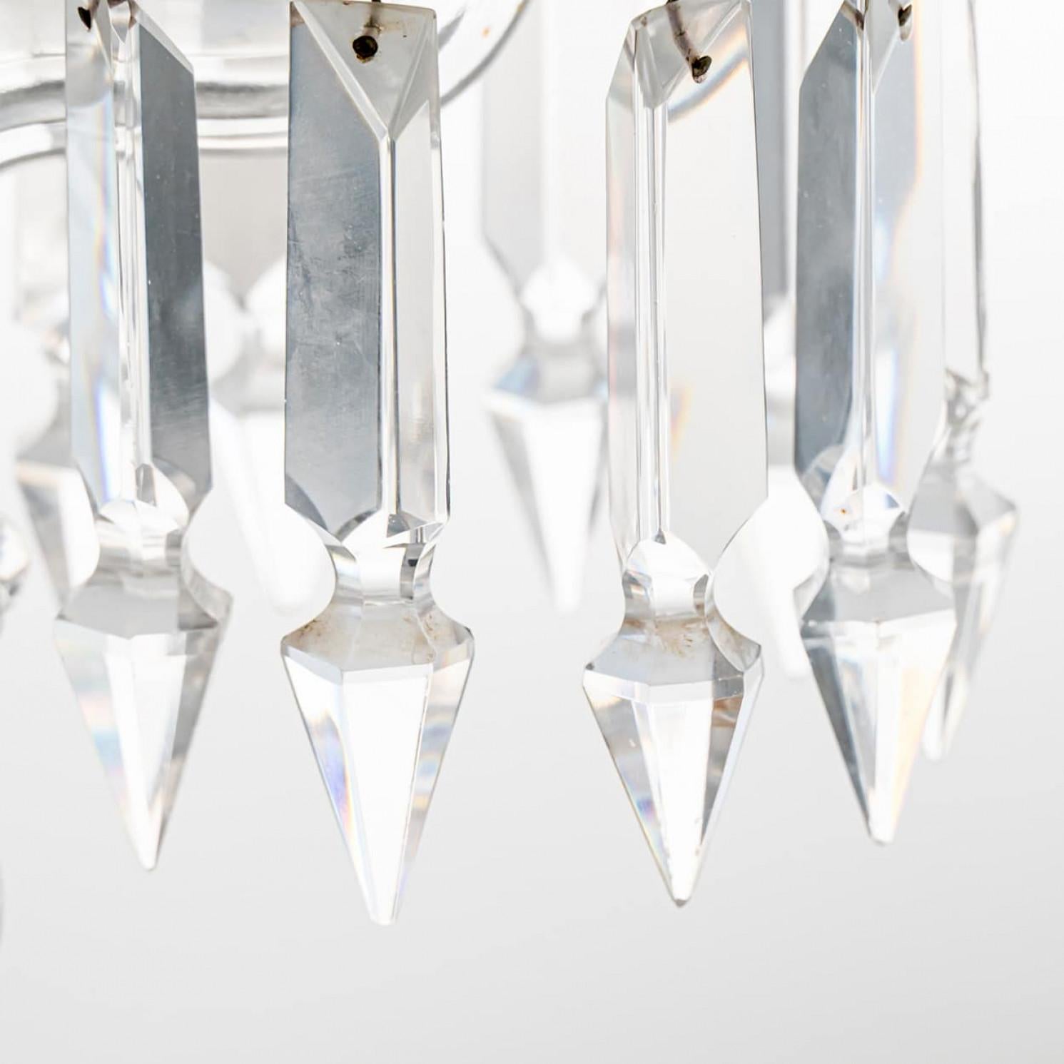 Fatto a mano 1 dei 2 bellissimi candelabri in cristallo trasparente Baccarat per 2 candele, Francia in vendita